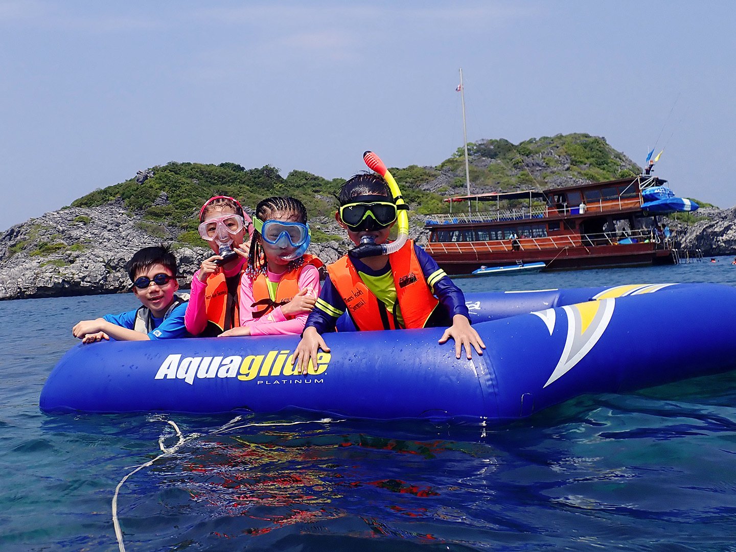Ang Thong Marine Park Semi-Private Yacht Cruise from Koh Samui