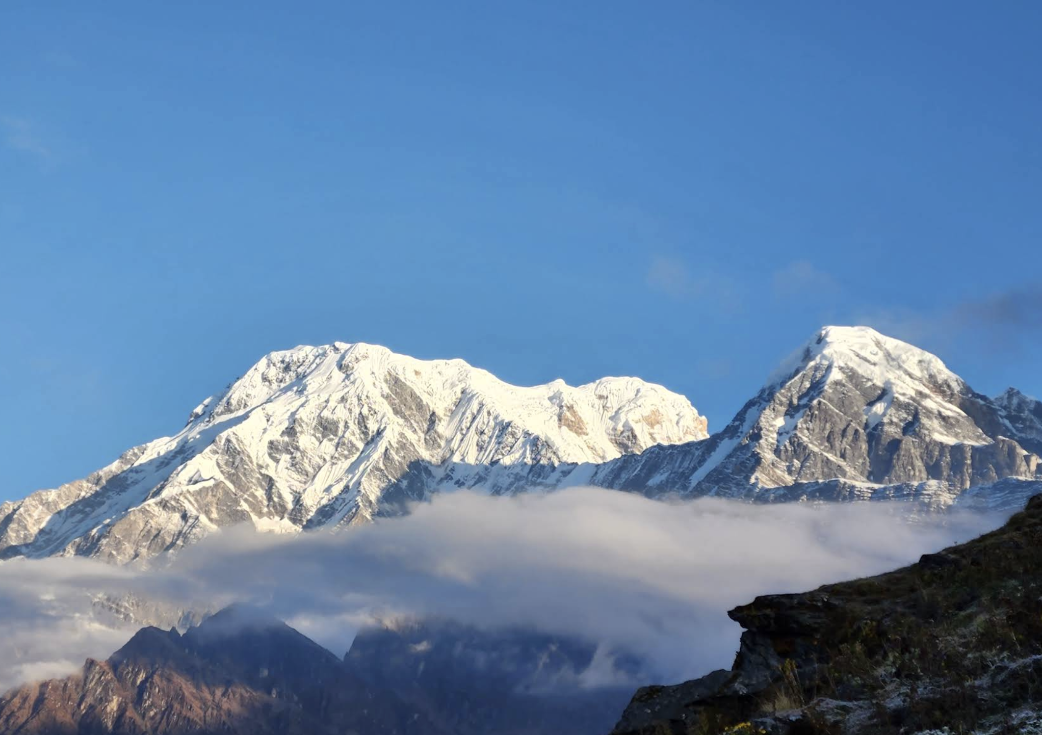 Pokhara: Mardi Himal Base Camp Helicopter Tour