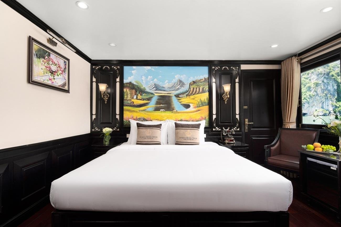 2-Day Halong & Bai Tu Long Bay 5-Star Cruise from Hanoi