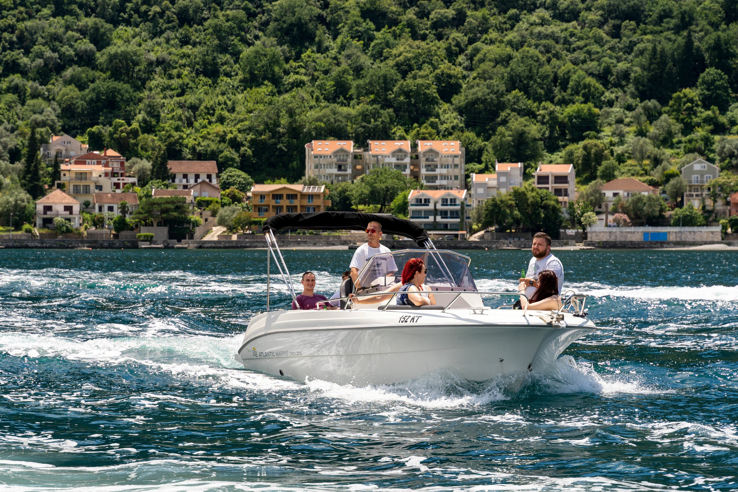 Kotor: Private VIP Speedboat Charter to Blue Cave
