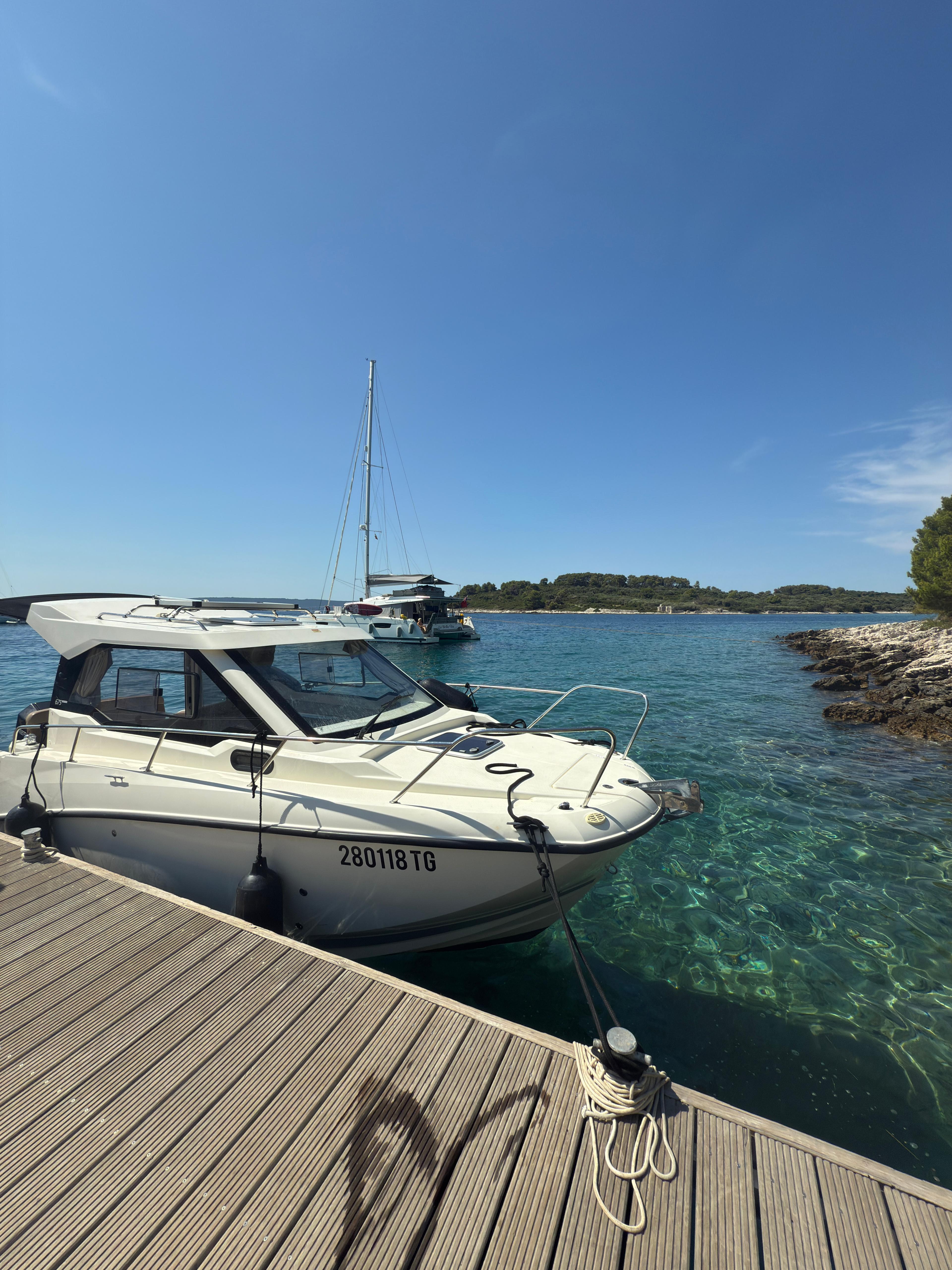 Split: Private Blue Cave & Adriatic Islands Boat Expedition