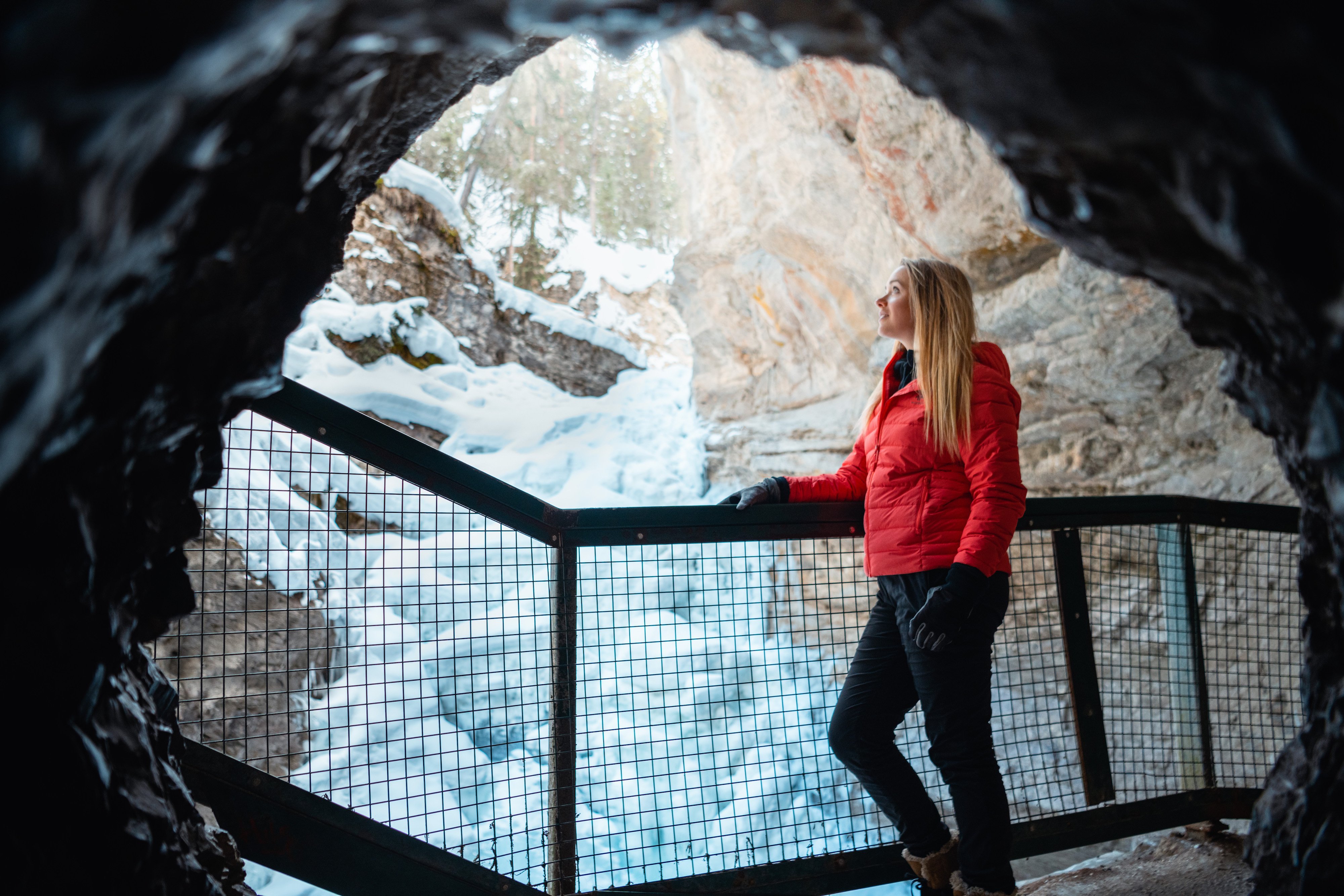 Johnston Canyon icewalk — frozen Upper Falls and steel catwalks, Banff National Park (4)