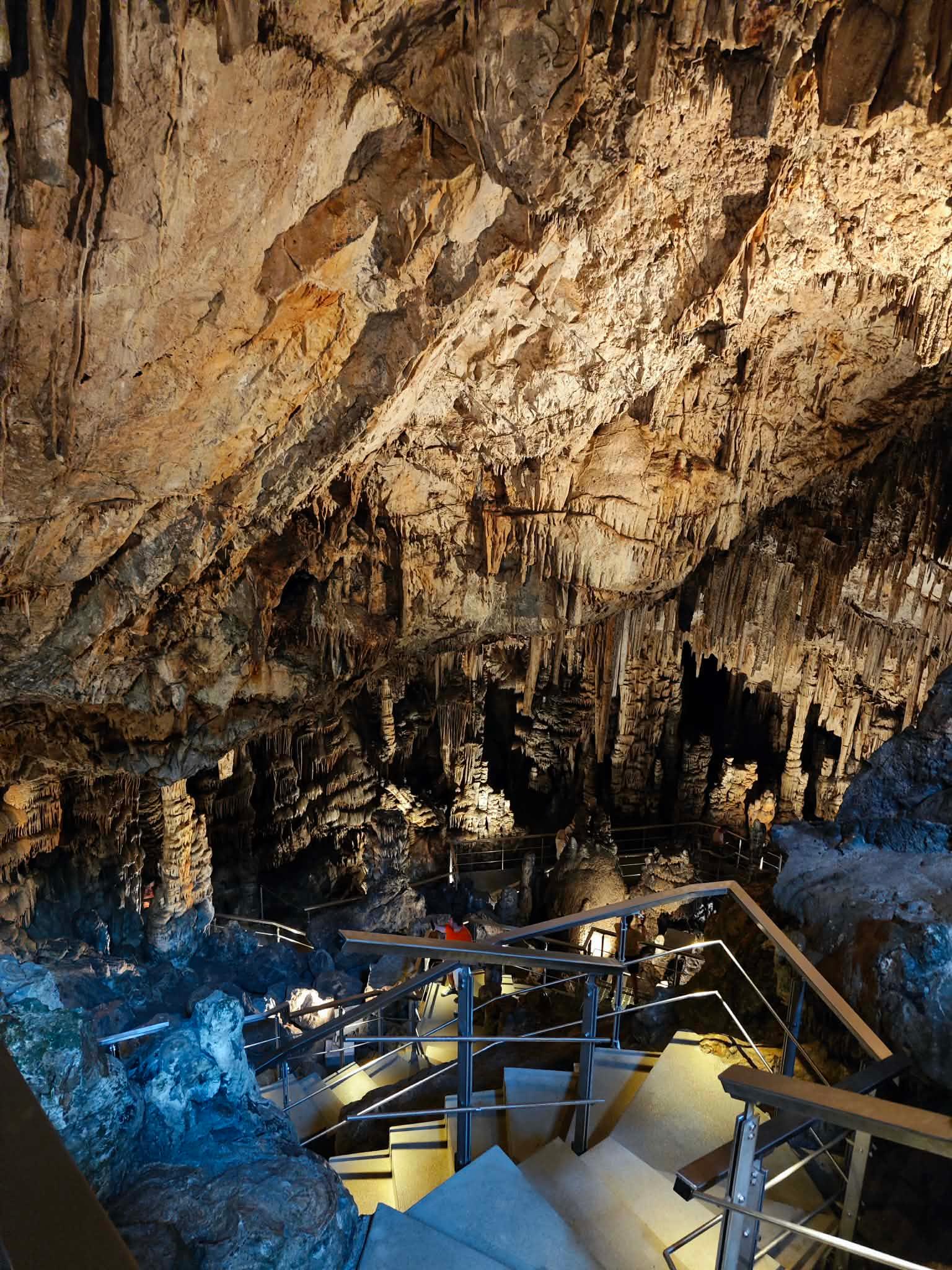 Lasithi Plateau, Zeus Cave & Traditional Villages