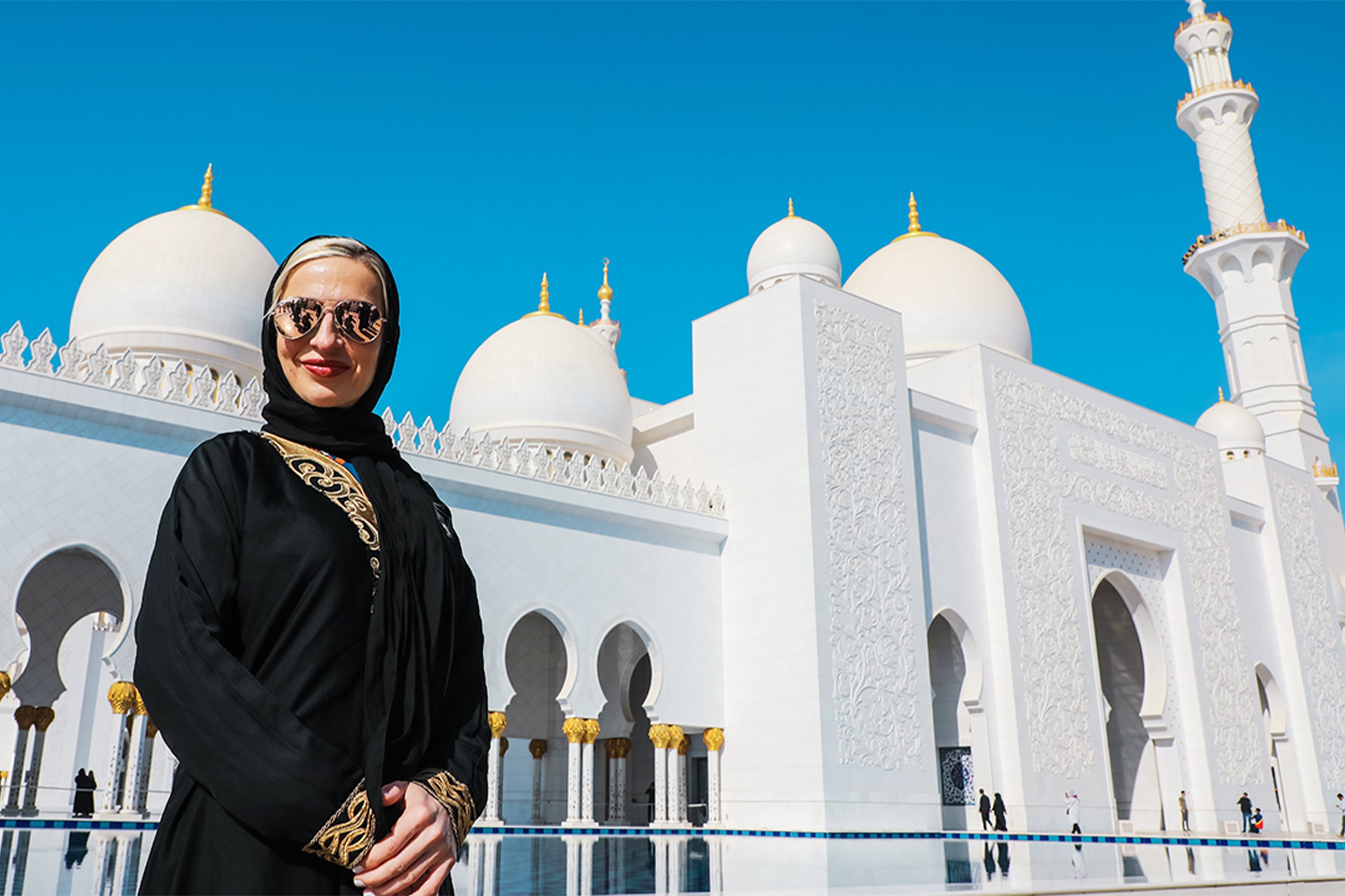 Dubai to Abu Dhabi: Sheikh Zayed Grand Mosque Guided Day Tour