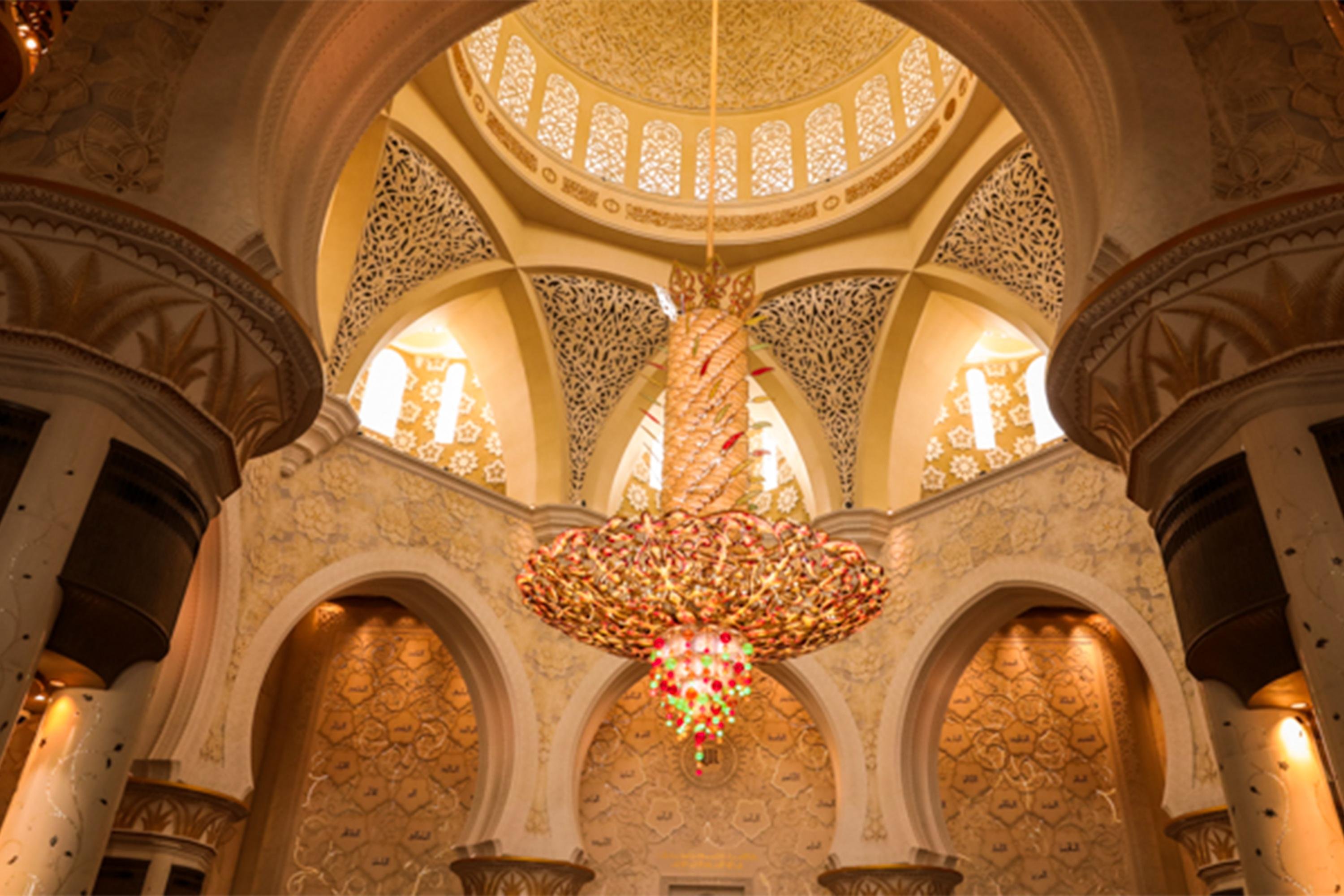 Dubai to Abu Dhabi: Sheikh Zayed Grand Mosque Guided Day Tour