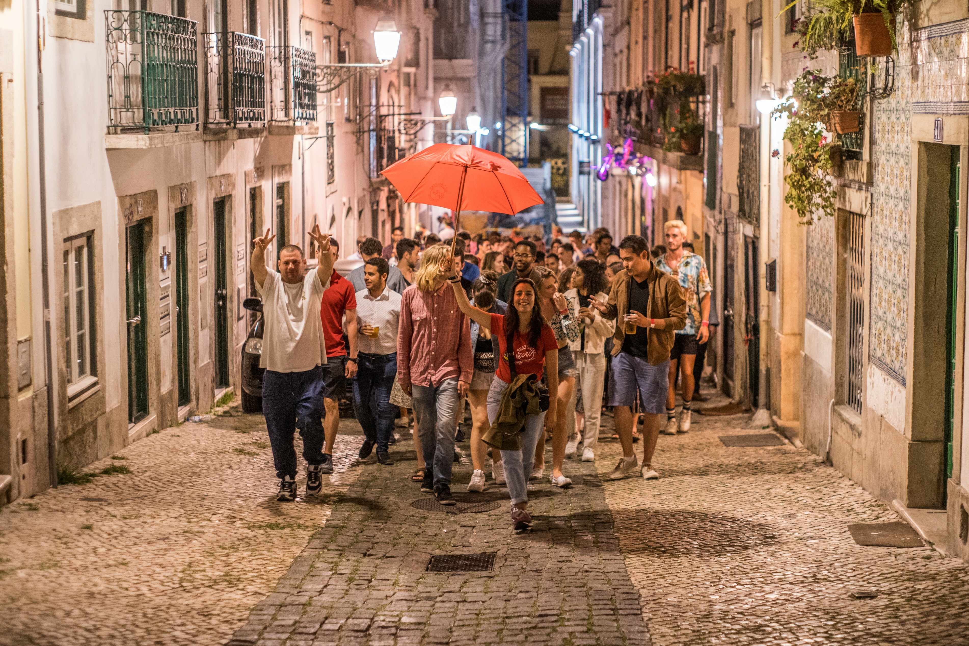 Lisbon Pub Crawl with Open Bar