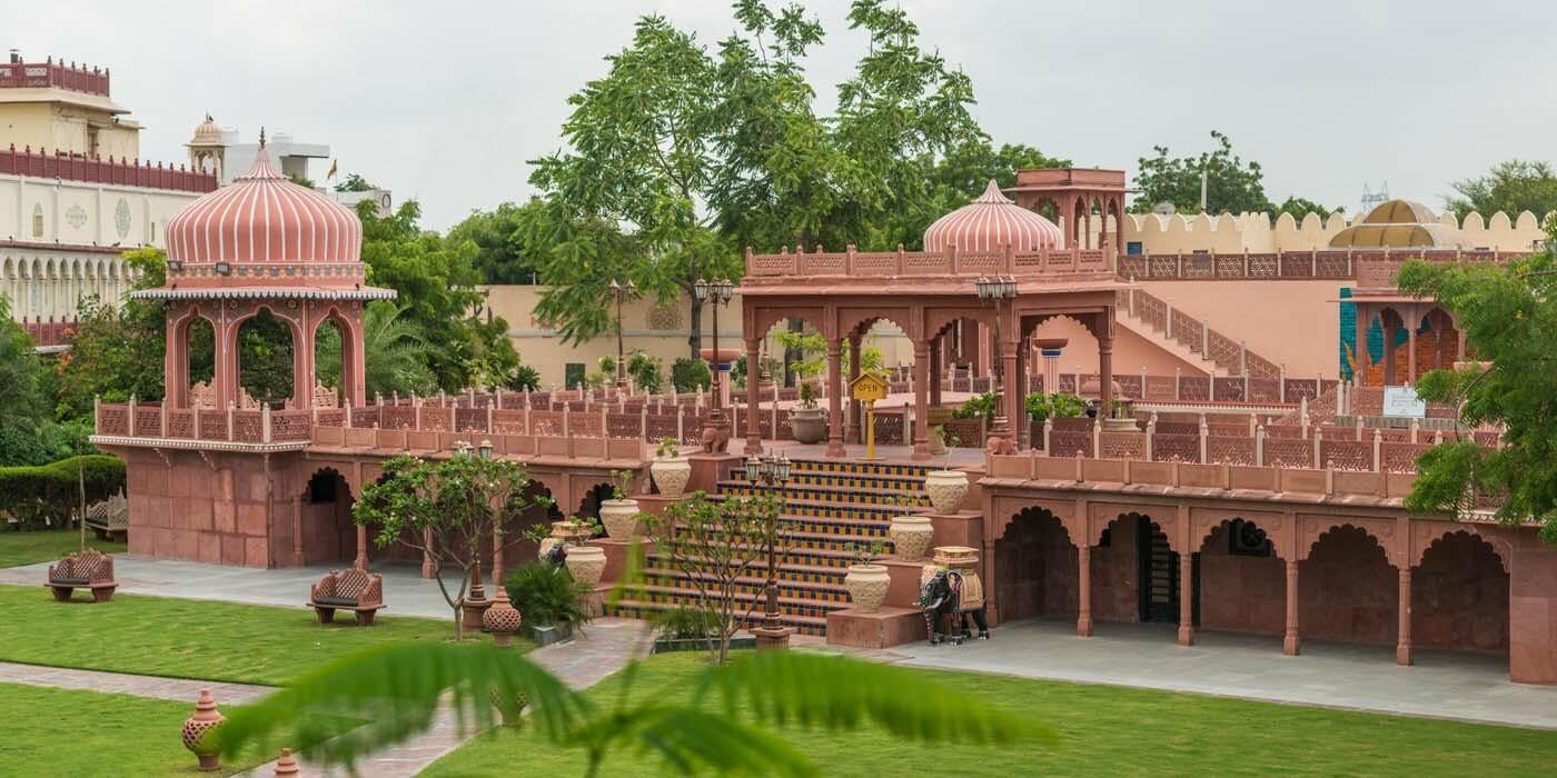 Jaipur: Chokhi Dhani Village Experience with Private Transfer & Dinner