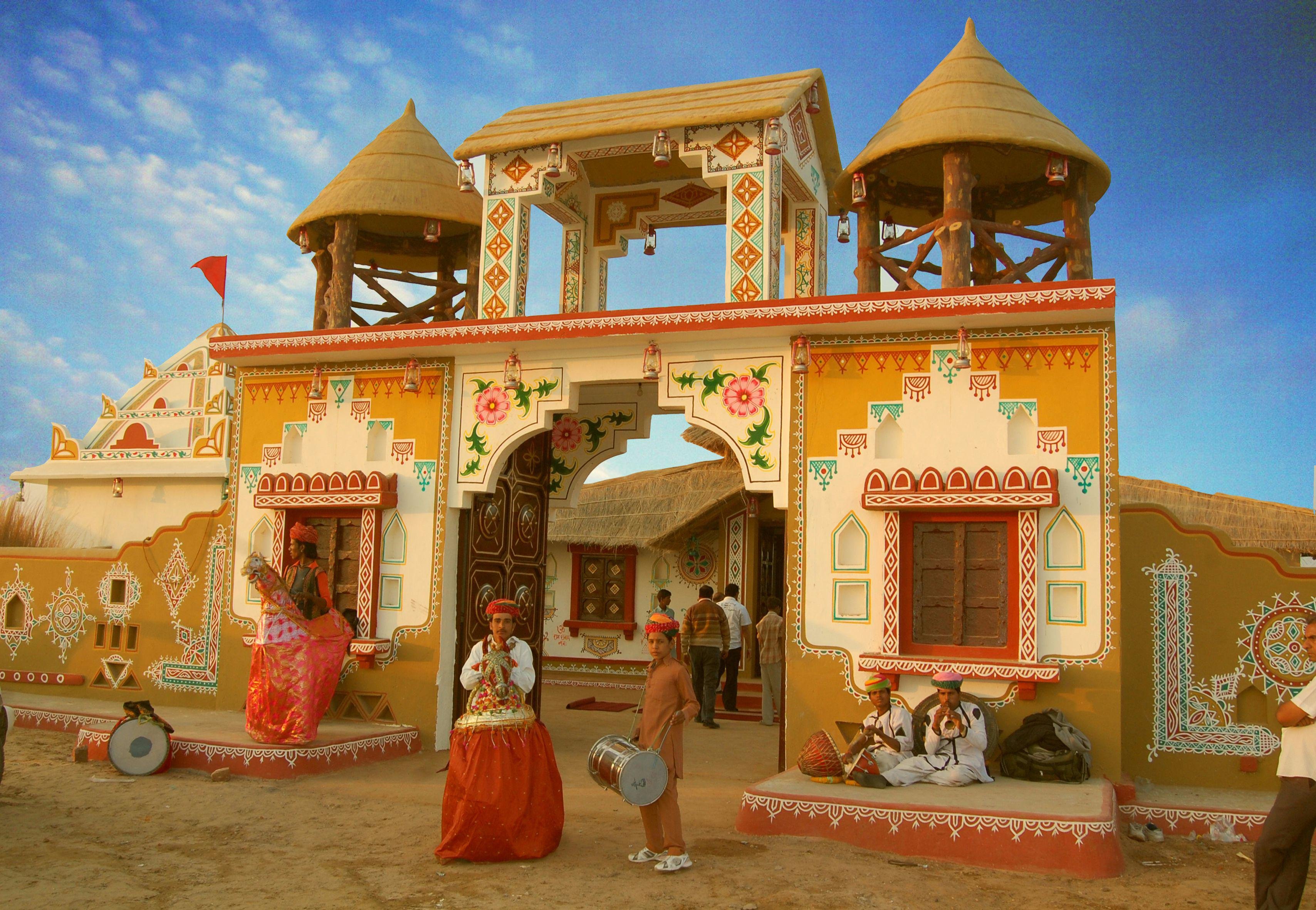 Jaipur: Chokhi Dhani Village Experience with Private Transfer & Dinner