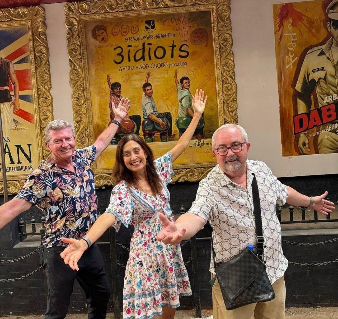 Mumbai Private Bollywood Studio & City Sightseeing Tour