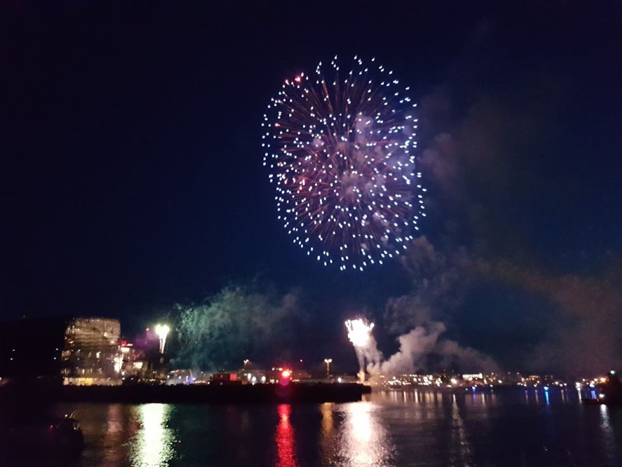 New Year's Eve Northern Lights Yacht Cruise