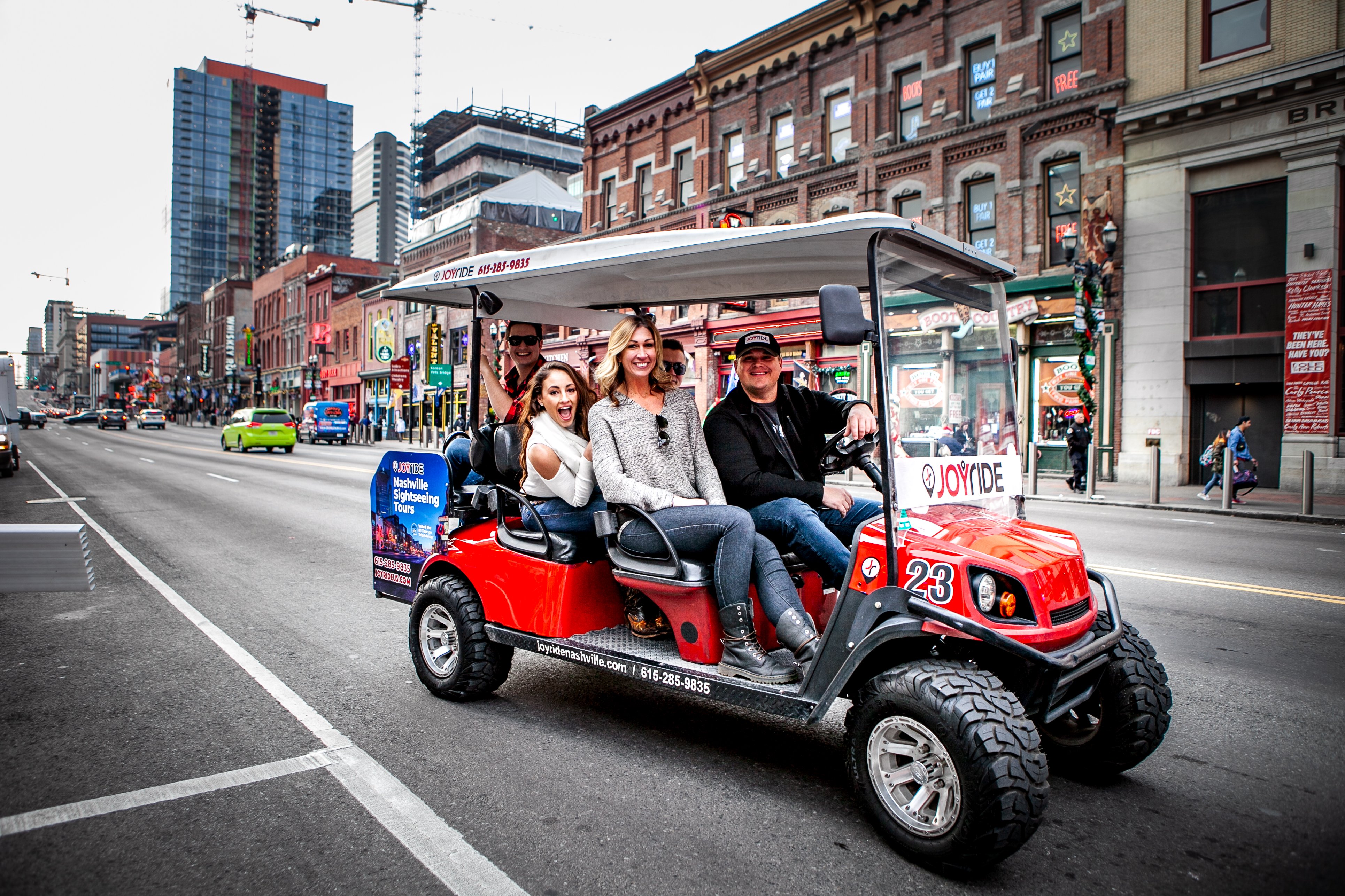 Nashville: Brewery and Distillery Cart Tour