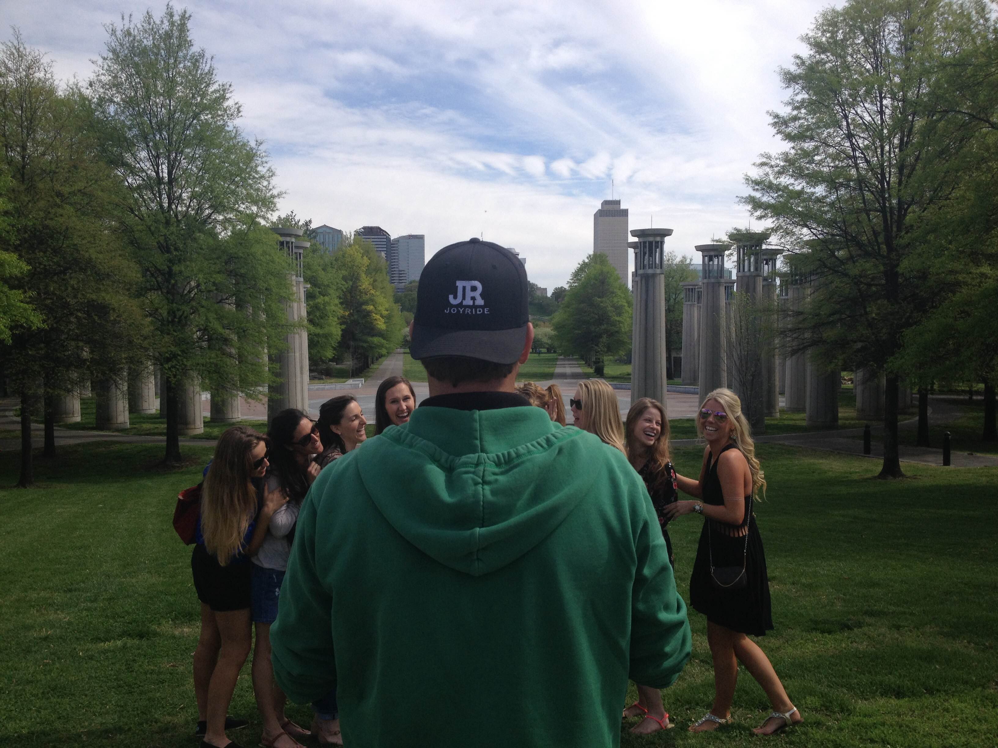 Nashville golf cart tour — Music City landmarks — image 3