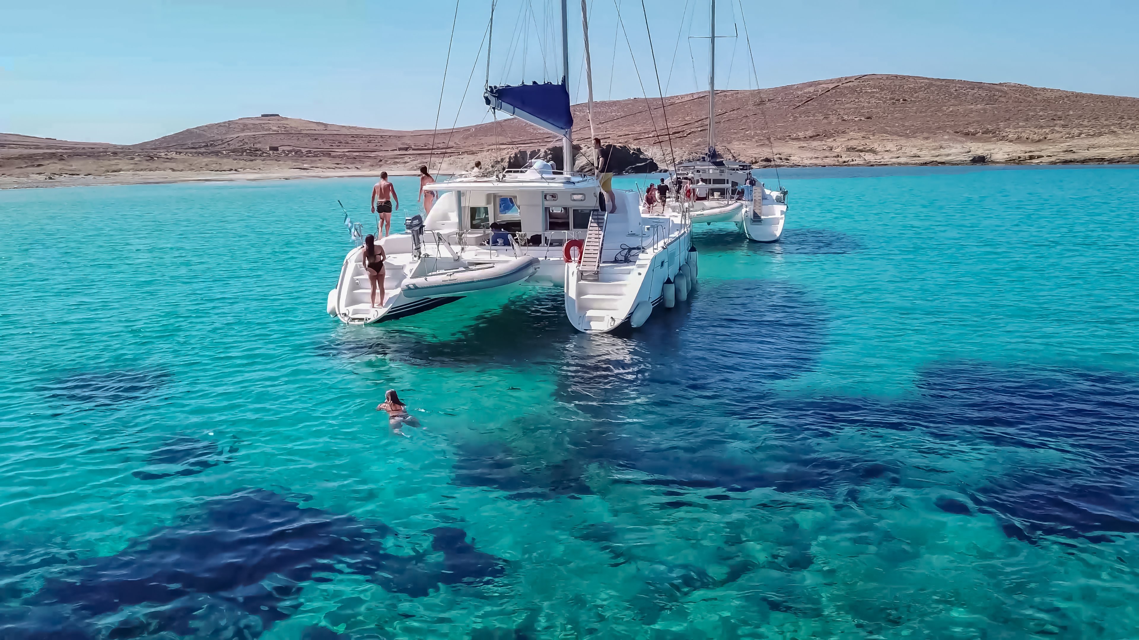 Mykonos Catamaran Cruise with Onboard Lunch and Drinks