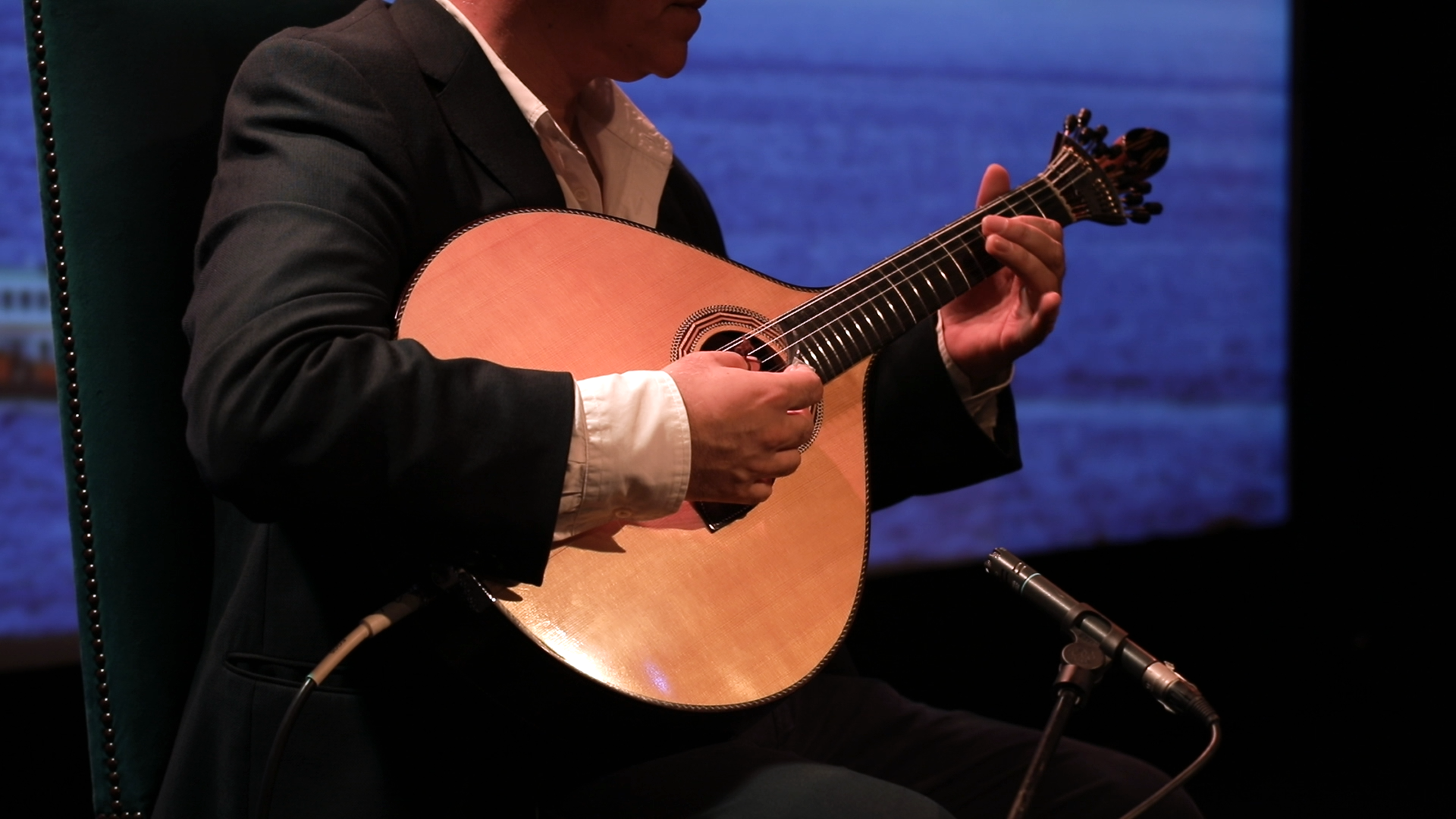 Fado in Chiado: Live Music Show in Lisbon