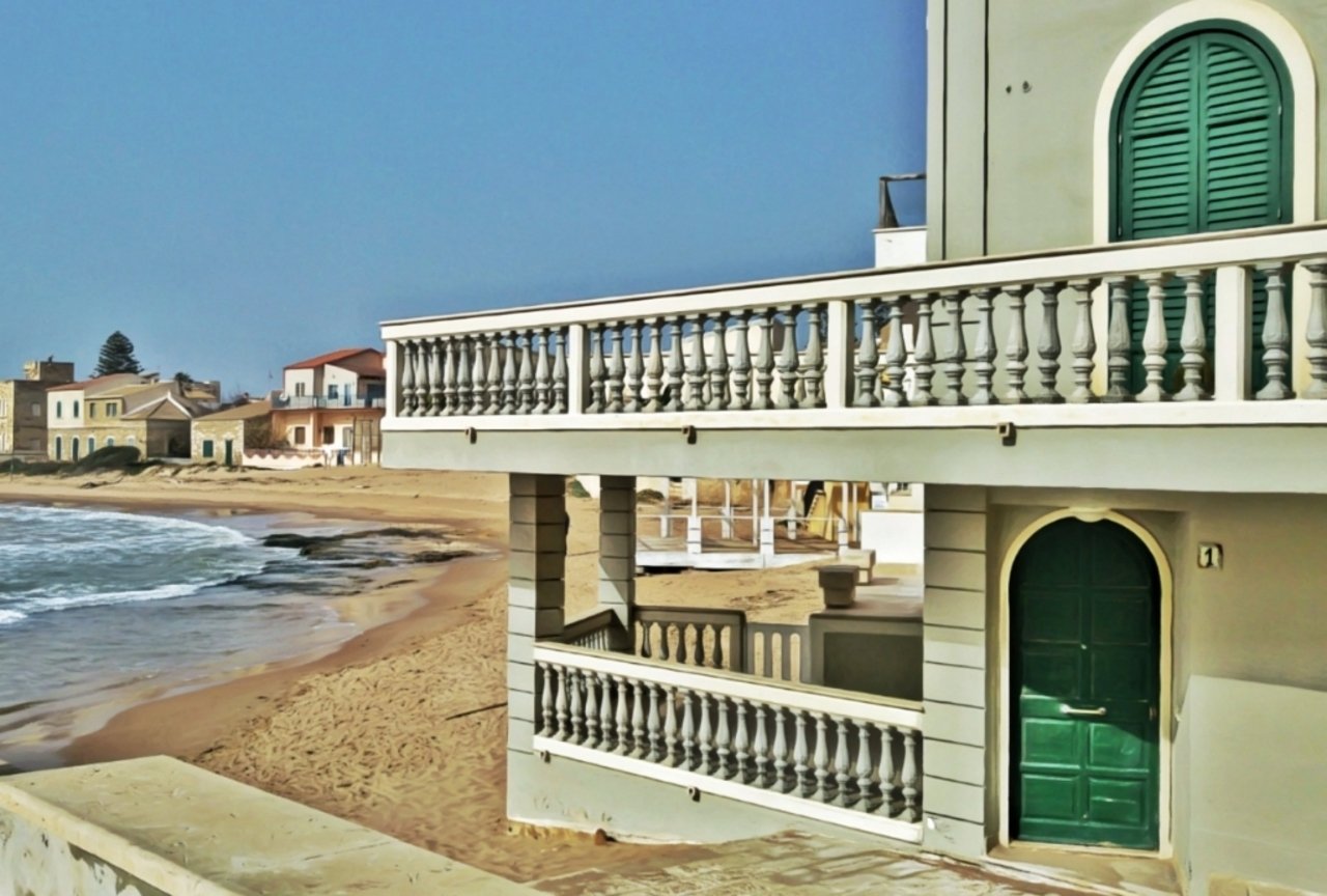 From Syracuse: Private Trip to Inspector Montalbano Location