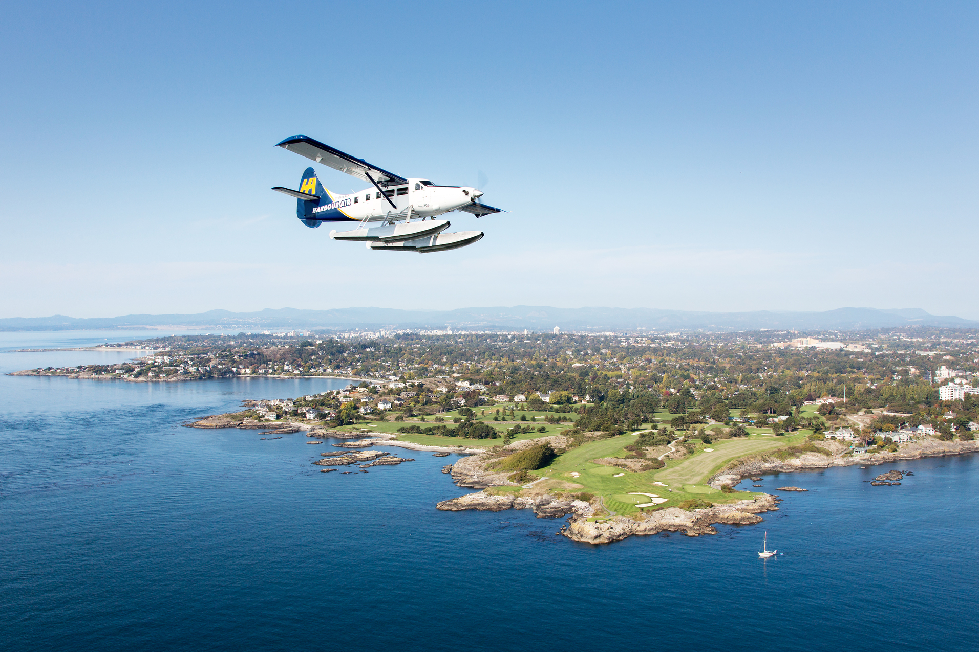 Southern Gulf Islands by seaplane — the archipelago and Active Pass from the air — image 3