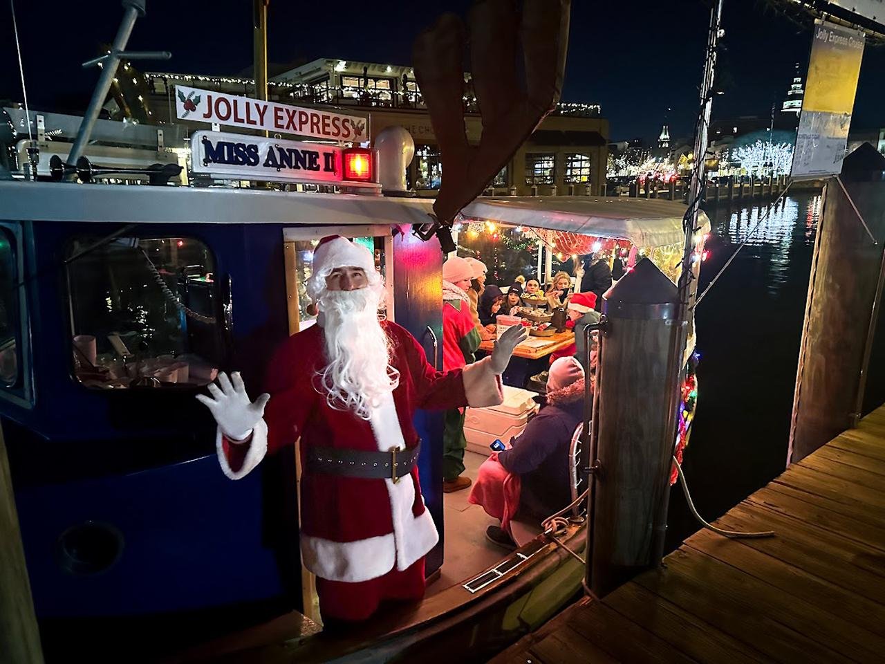 Holiday Jolly Express Cruise in Annapolis