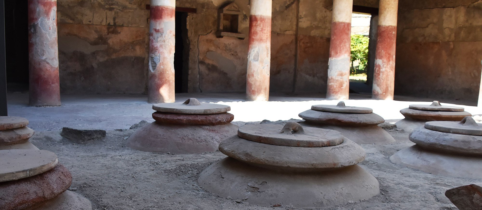 Sorrento to Pompeii Express: Skip-the-Line Guided Train Tour