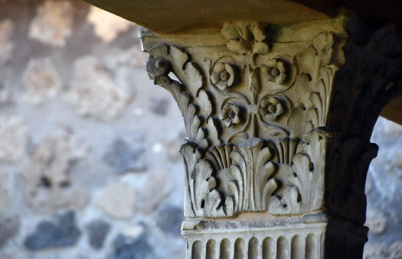 Sorrento to Pompeii Express: Skip-the-Line Guided Train Tour