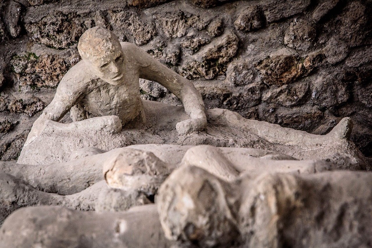 Sorrento to Pompeii Express: Skip-the-Line Guided Train Tour