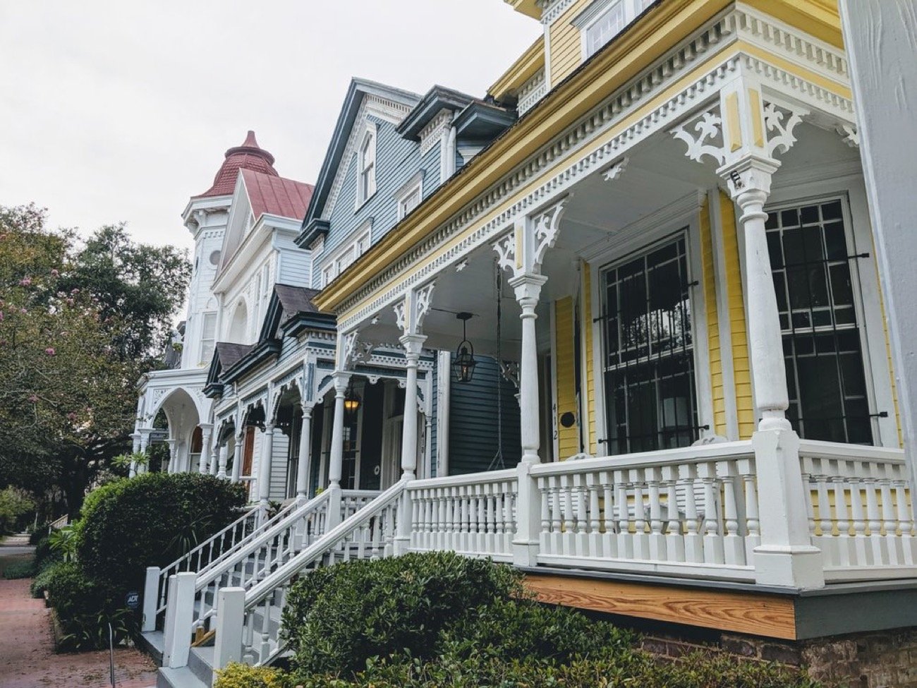 Savannah: Historic Districts & Bonaventure Private Tour