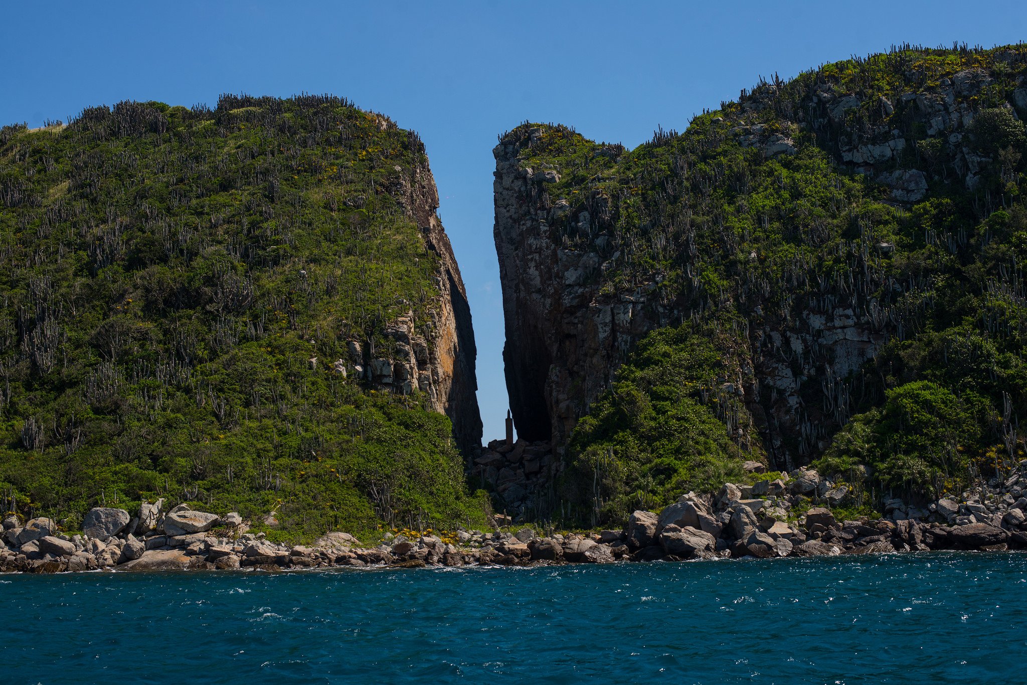 Arraial do Cabo Day Trip & Boat Cruise from Rio