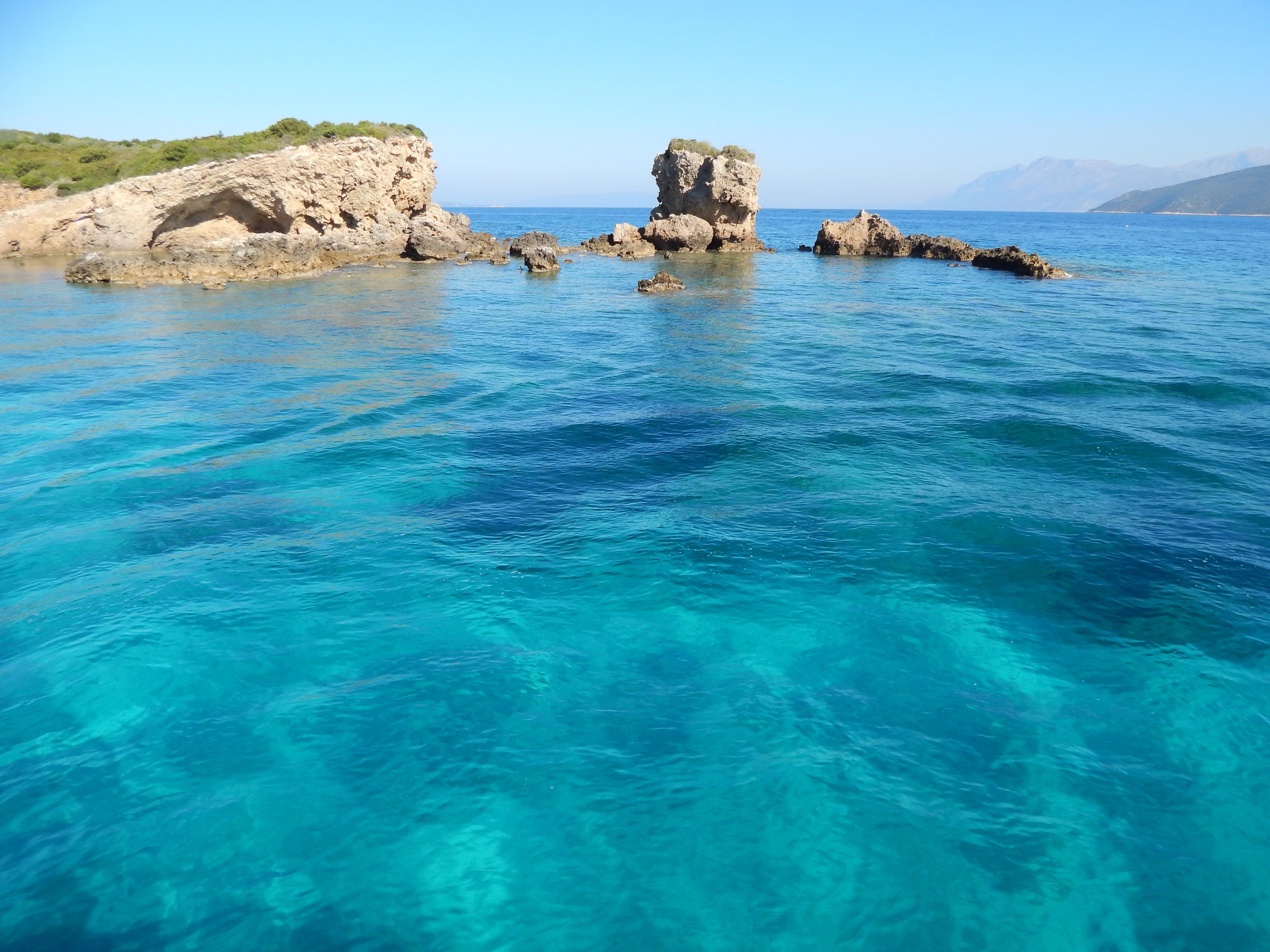 Ionian Island Hopping: Meganisi, Kastos & Kalamos Day Cruise