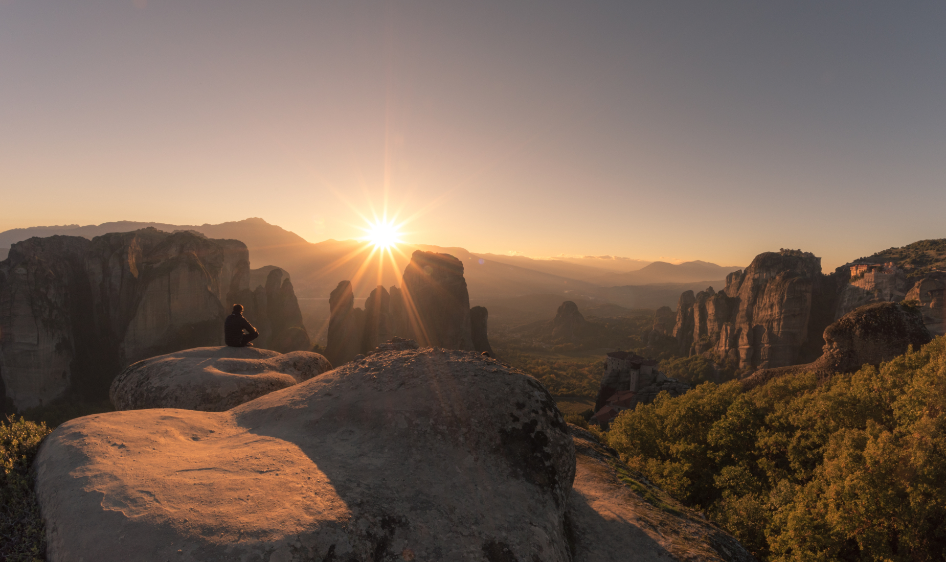 Meteora Sunset Tour: Monasteries, Caves & Golden Hour Views
