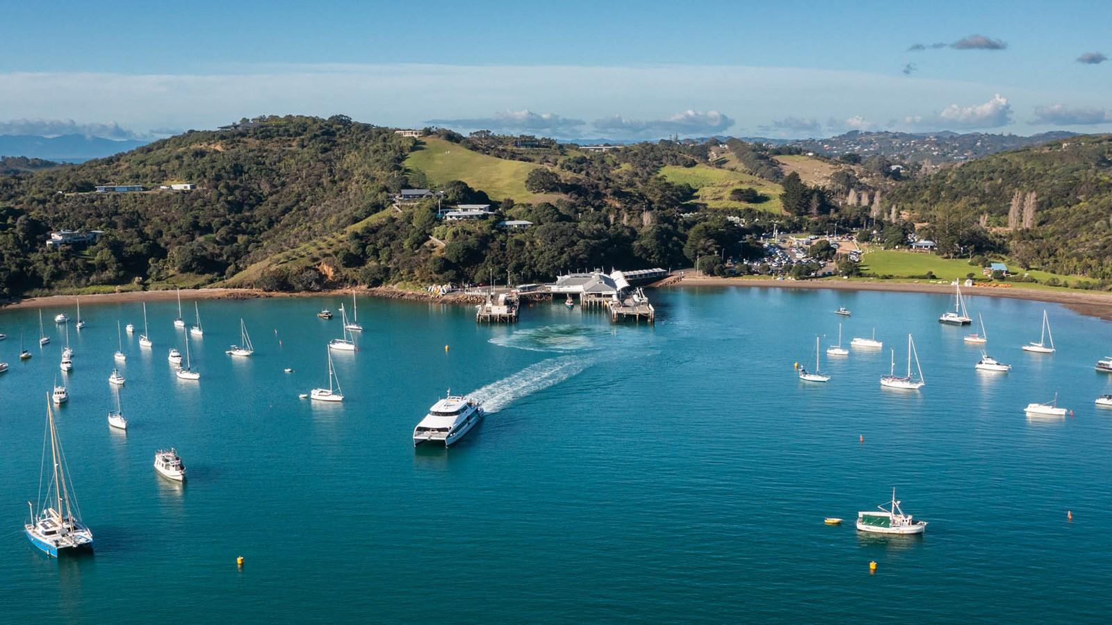 From Auckland: Waiheke Island Return Fast Ferry Ticket - 2026 (Verified Reviews)