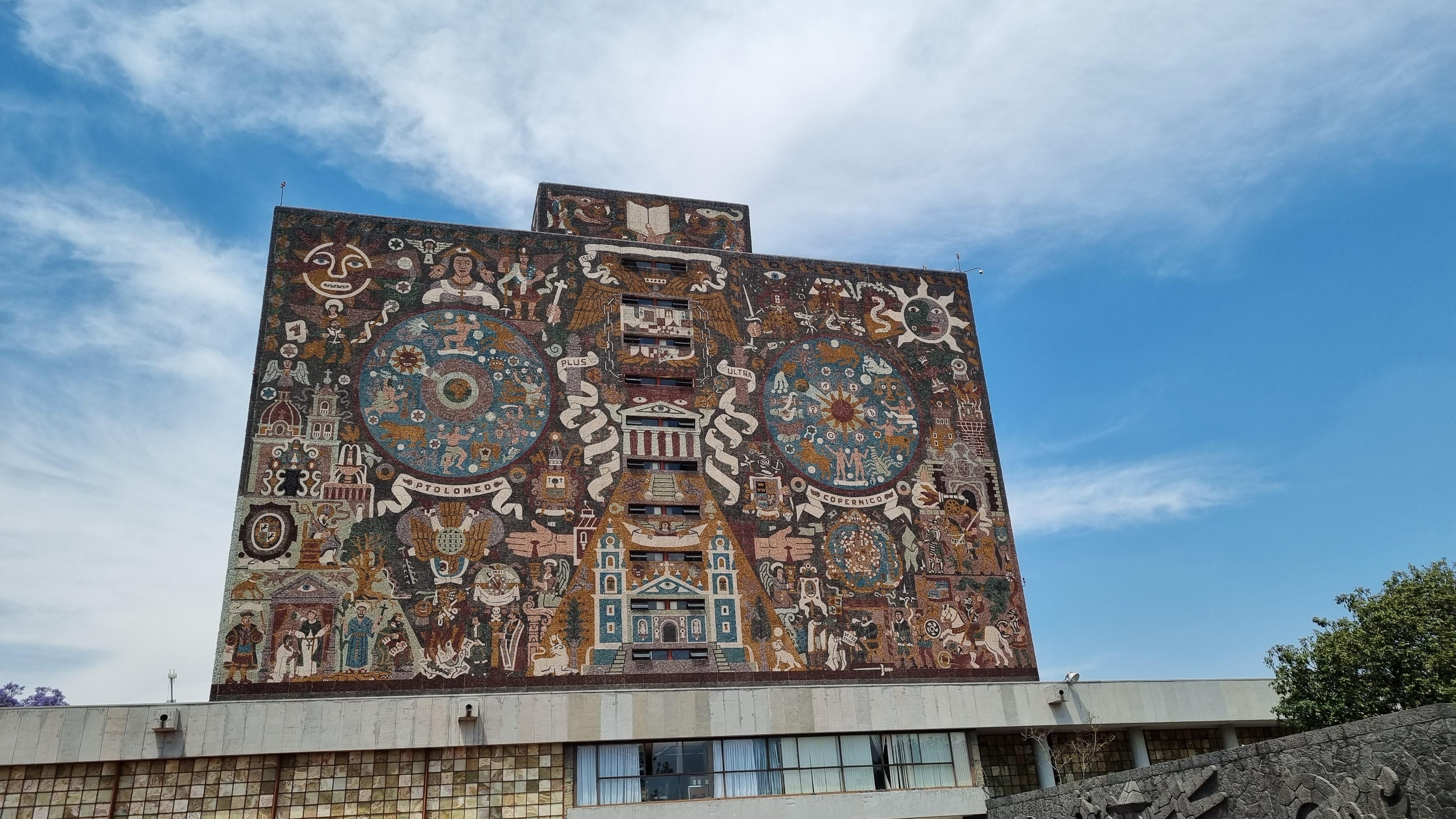 Mexico City Cultural Full-Day Tour: Xochimilco, UNAM & Coyoacán