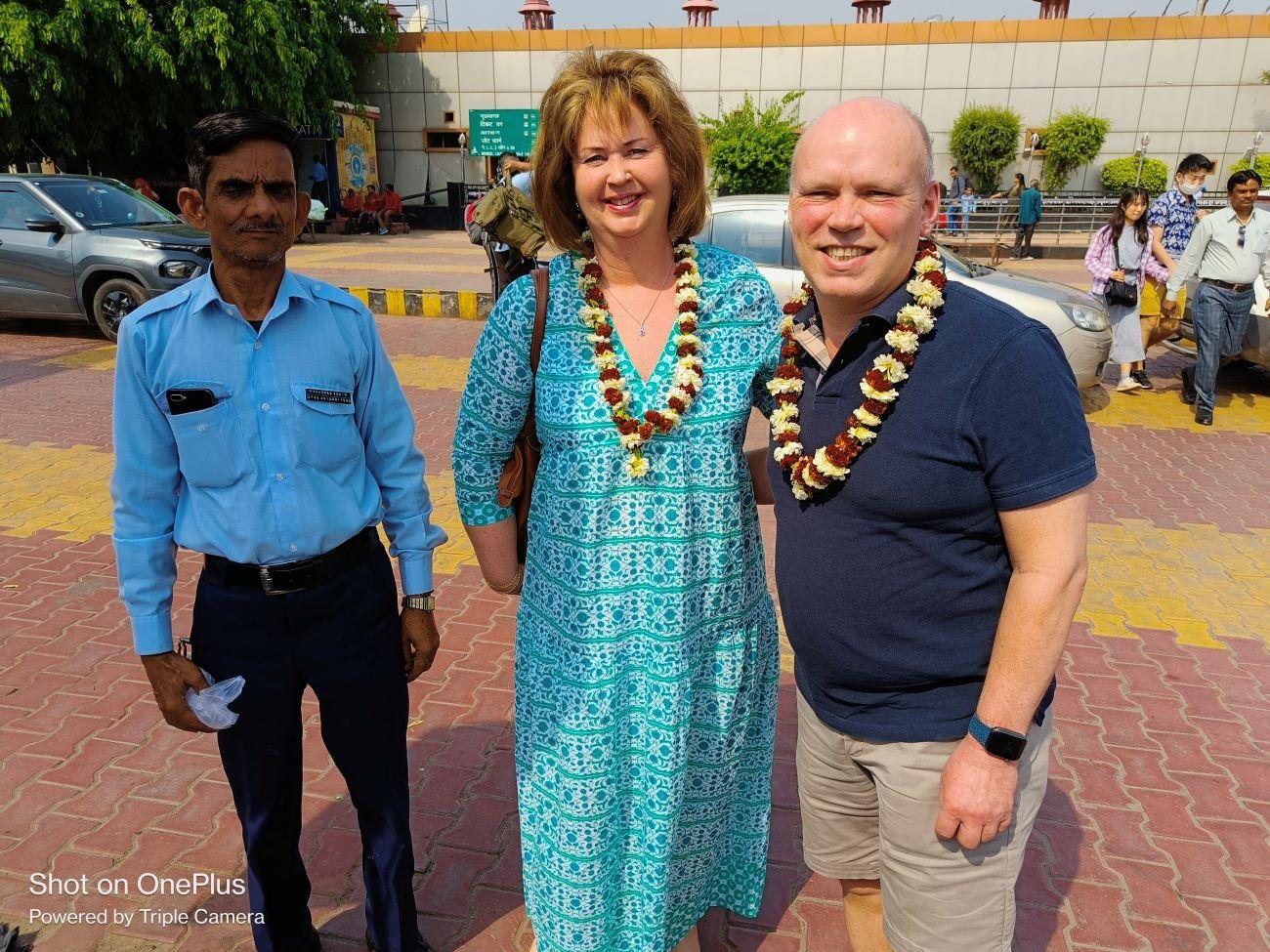 Agra Private Tour: Taj Mahal Sunrise & Agra Fort with Skip-the-Line Entry