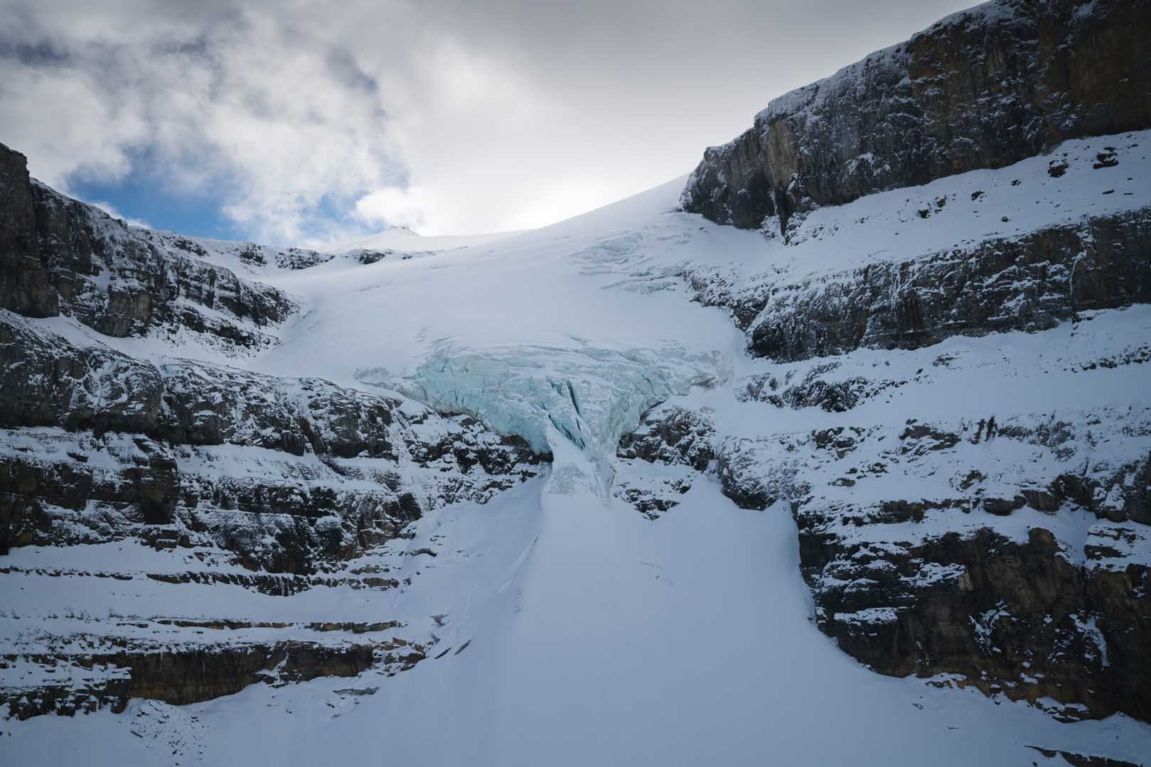 Banff helicopter tour — aerial views of the Canadian Rockies — image 2