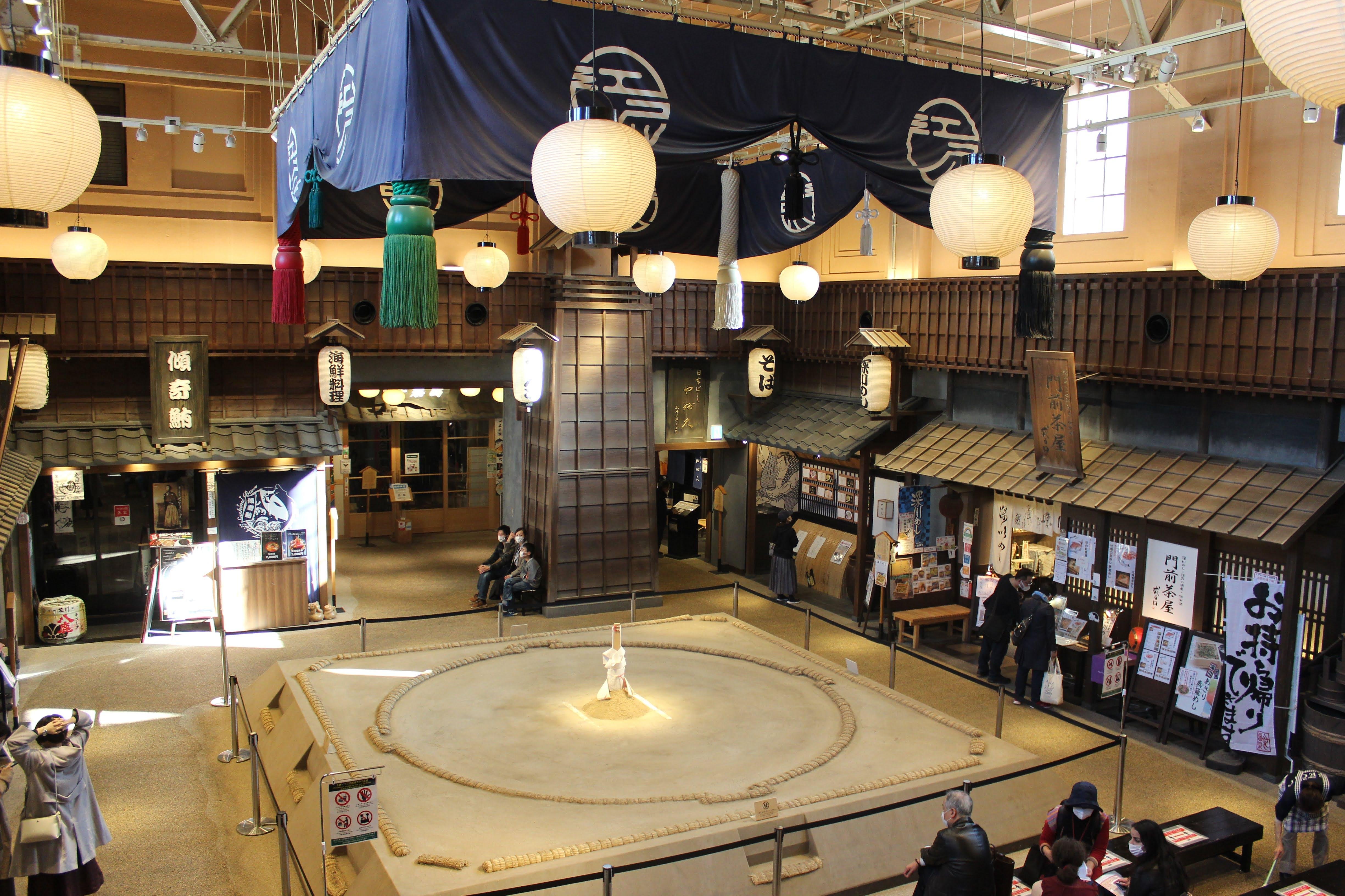 Ryogoku Sumo Town Walking Tour with Traditional Wrestler Lunch