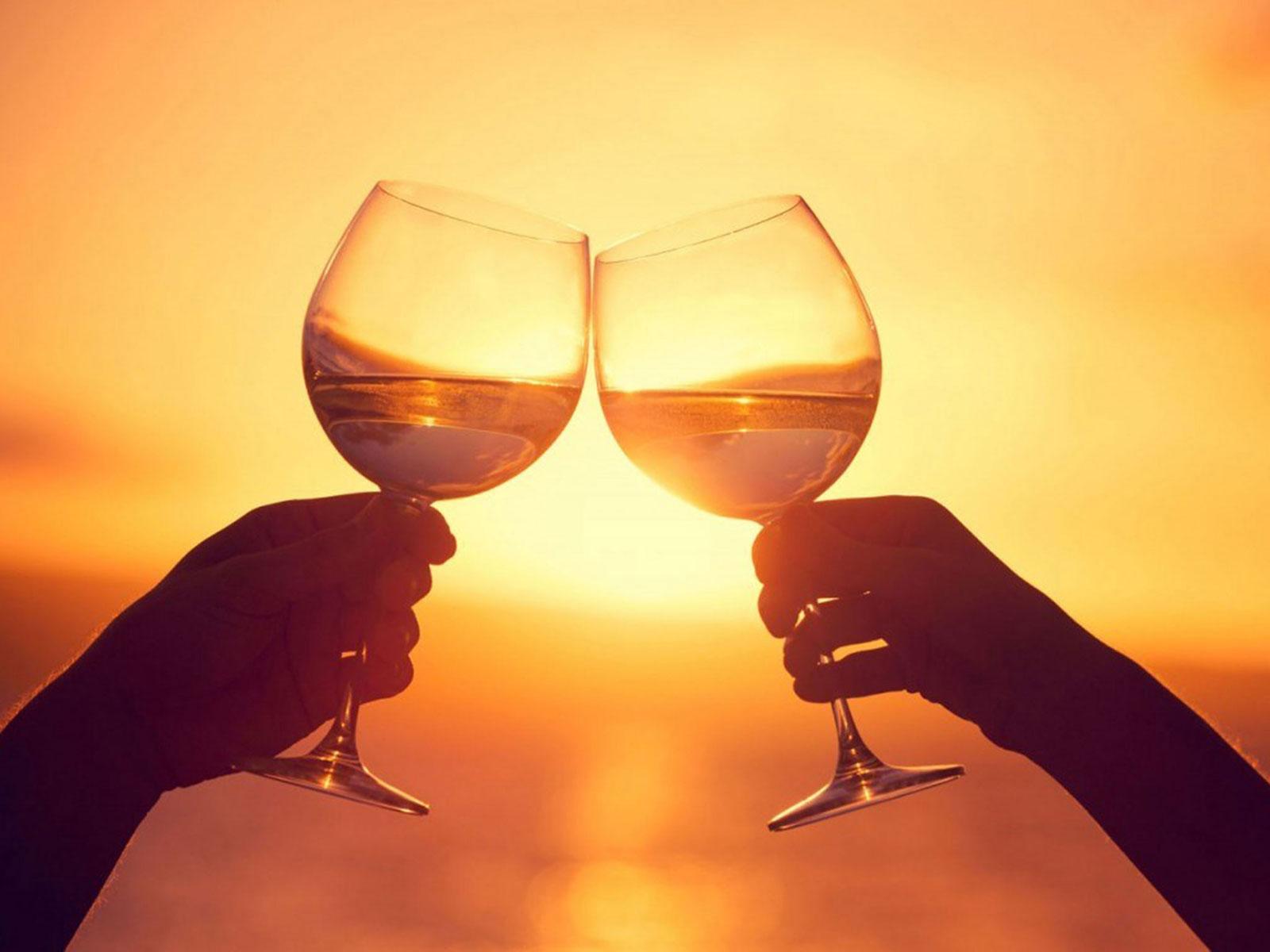 Hervey Bay: Great Sandy Marine Park Sunset Cruise
