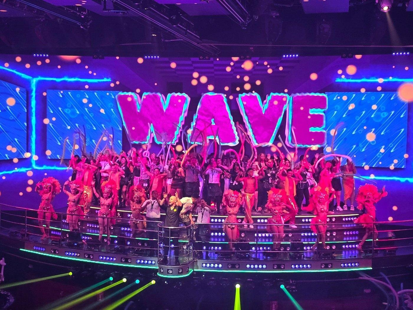 Punta Cana: Coco Bongo Night Show with Open Bar & Hotel Transfer