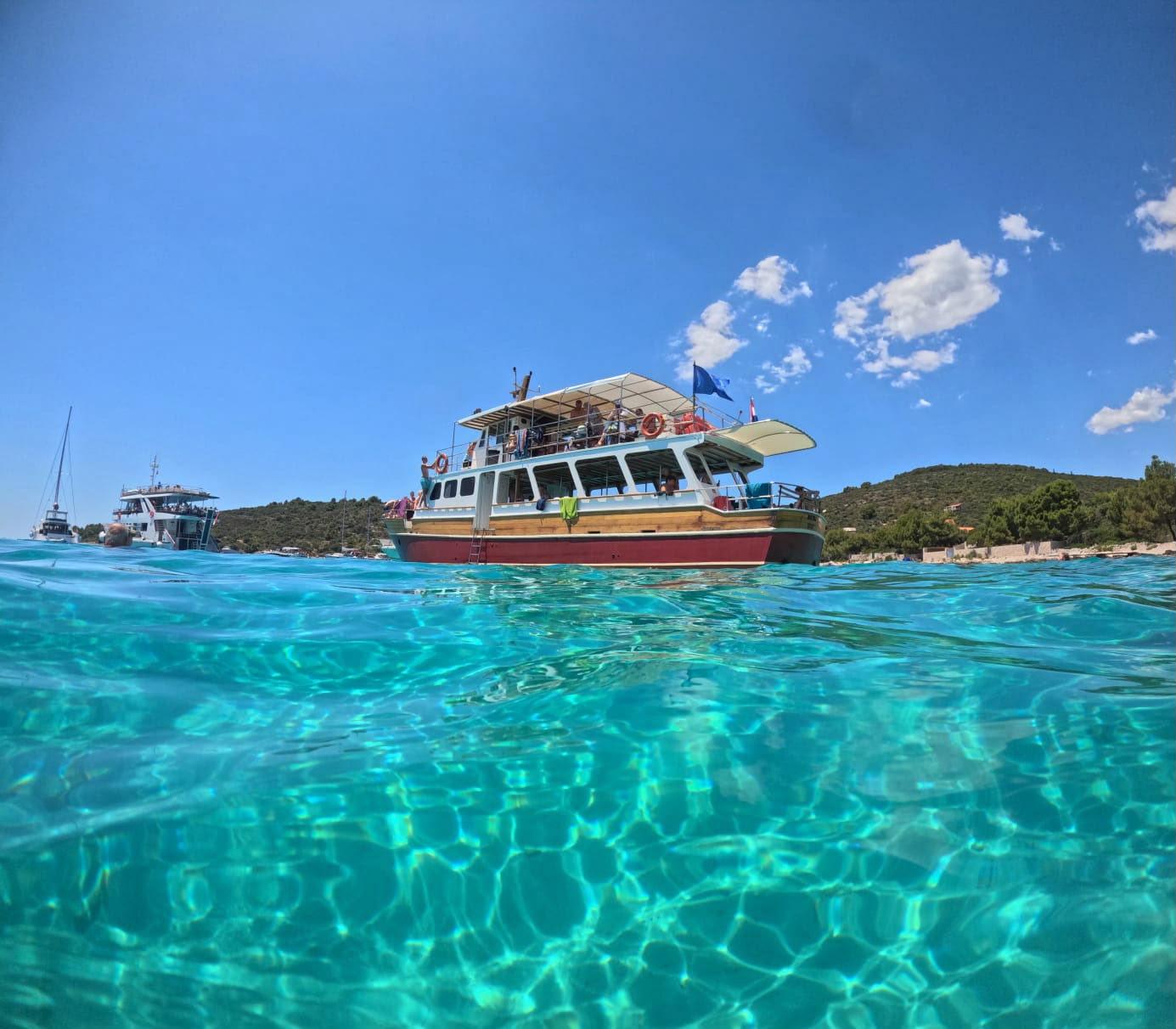 Blue Lagoon & Three Islands Boat Tour from Trogir