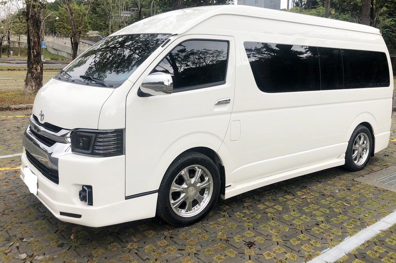 Tokyo 5-Hour Private Airport Transfer & City Tour