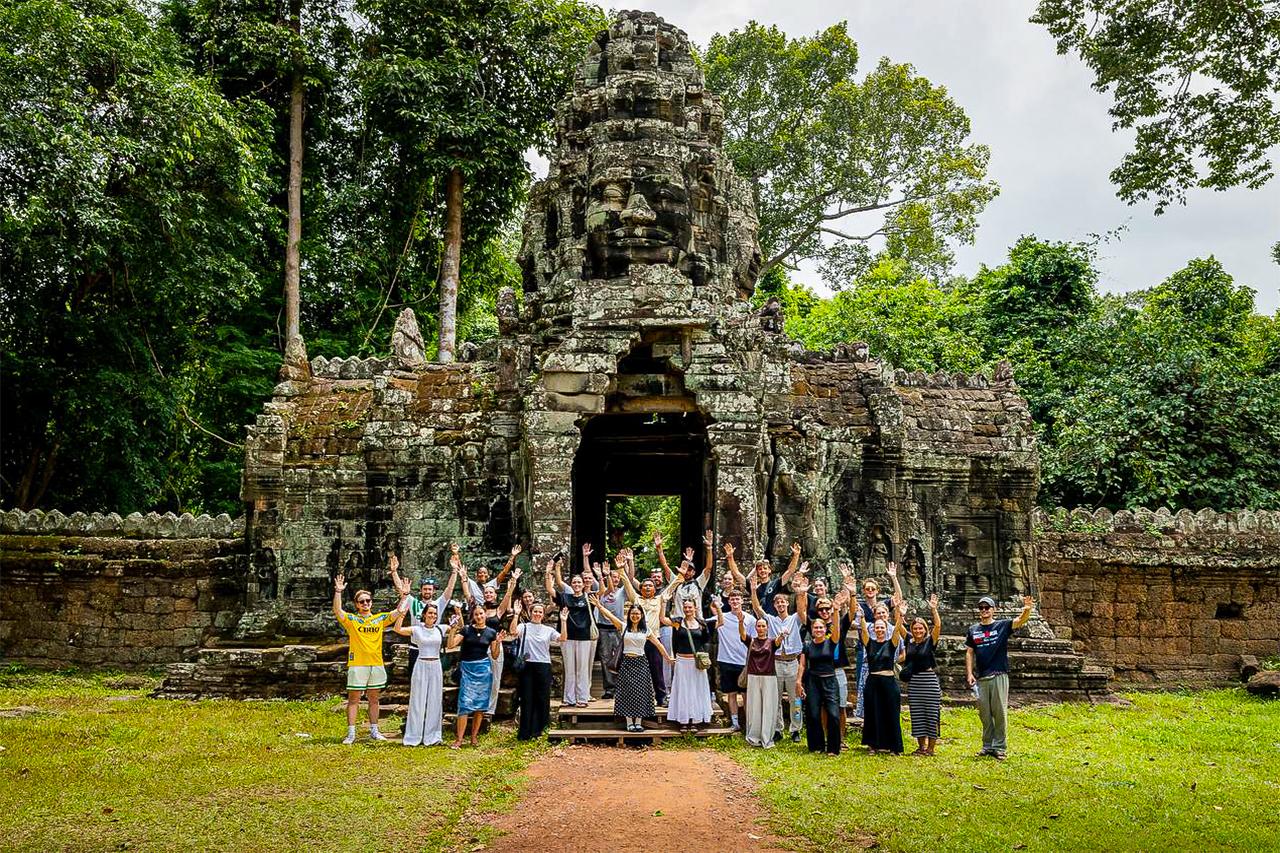 Tour por Angkor Wat con amanecer y templos para grupos pequeños desde Siem Reap
