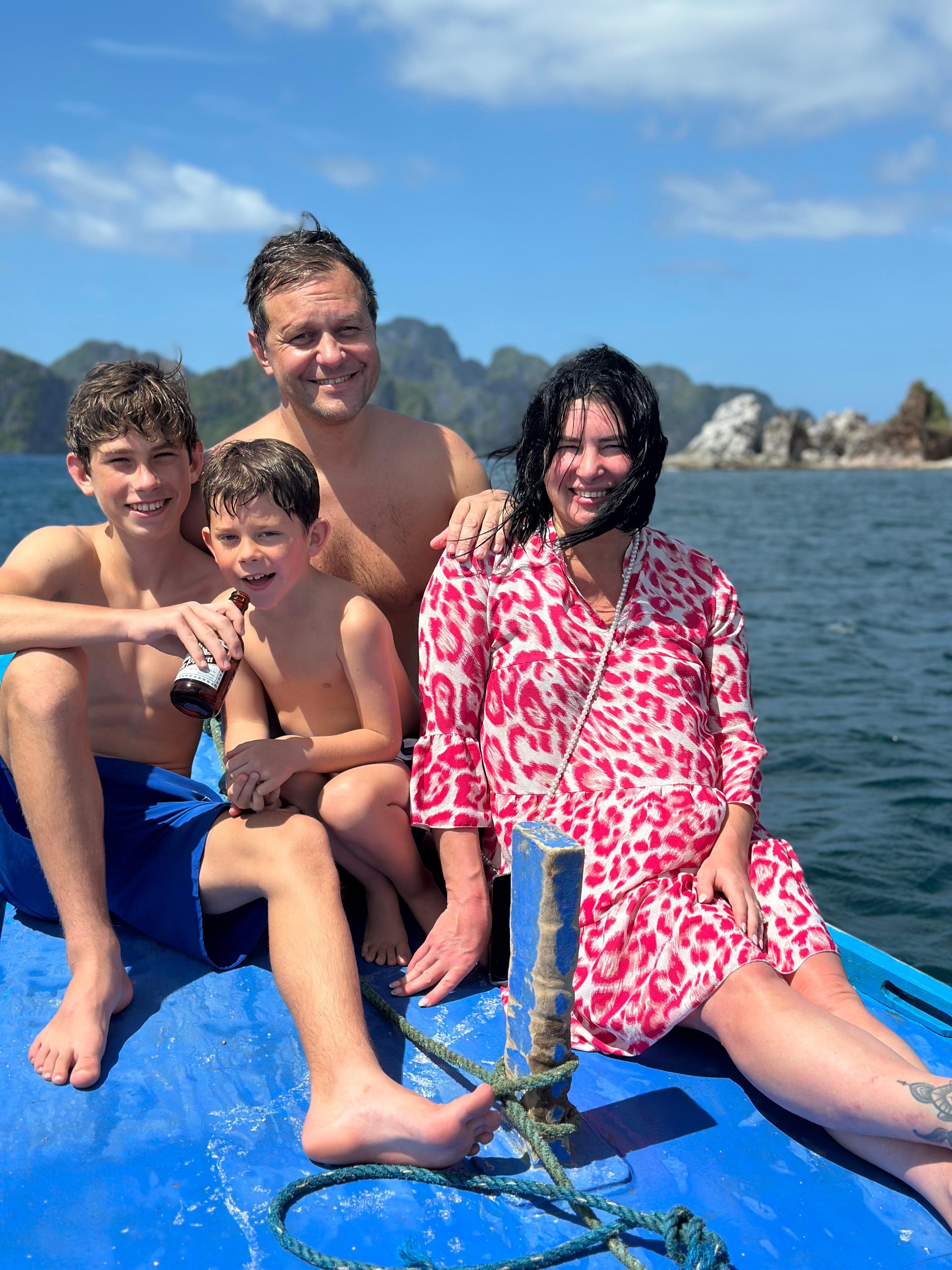 El Nido Private Tour: Lagoons, Cave & Secluded Beach