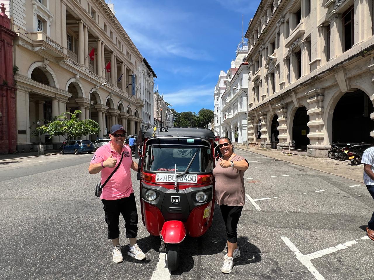 Colombo Tuk-Tuk Discovery Tour with Pickup