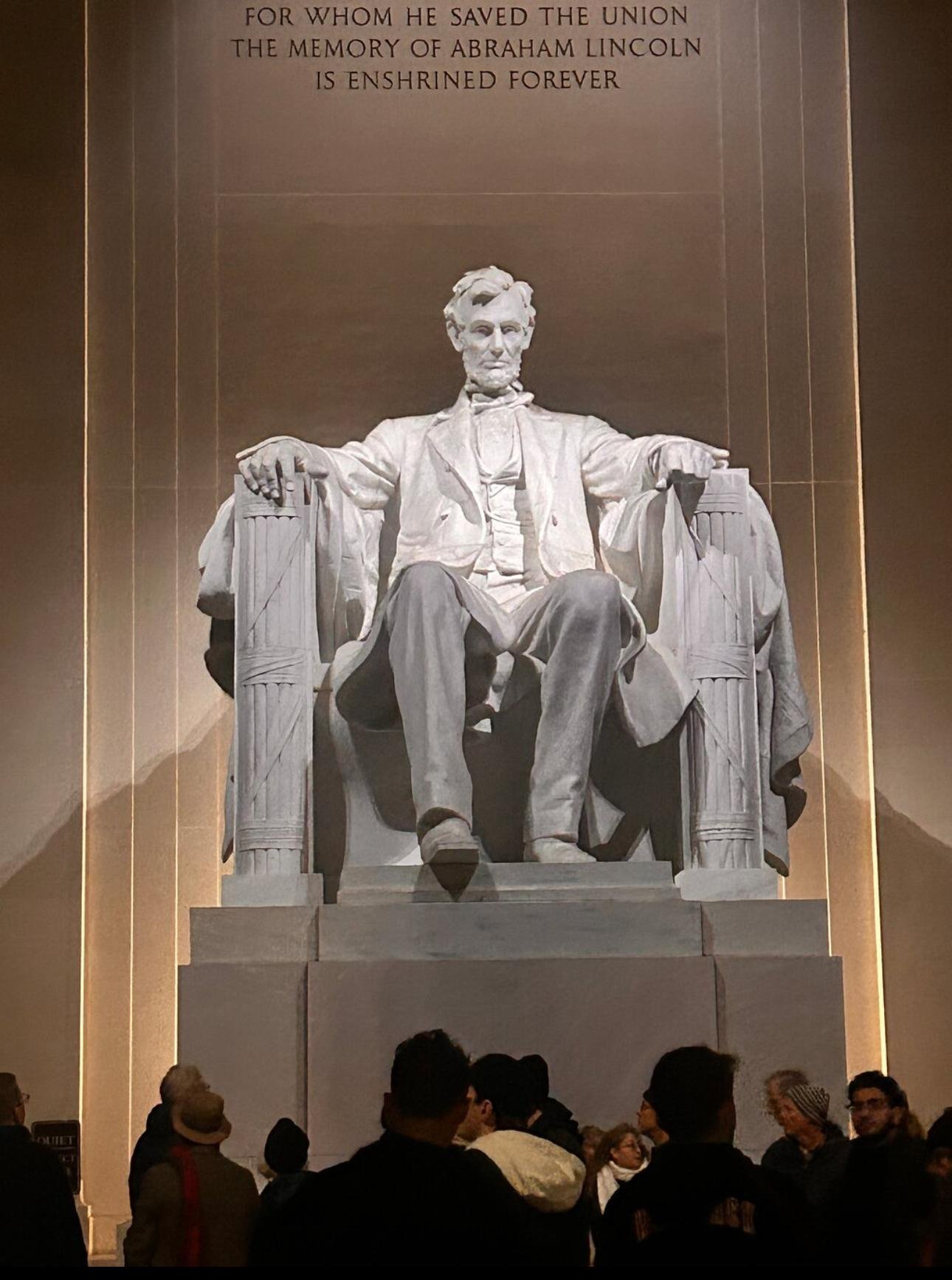 DC Sunset Monuments & Memorials Walking Tour