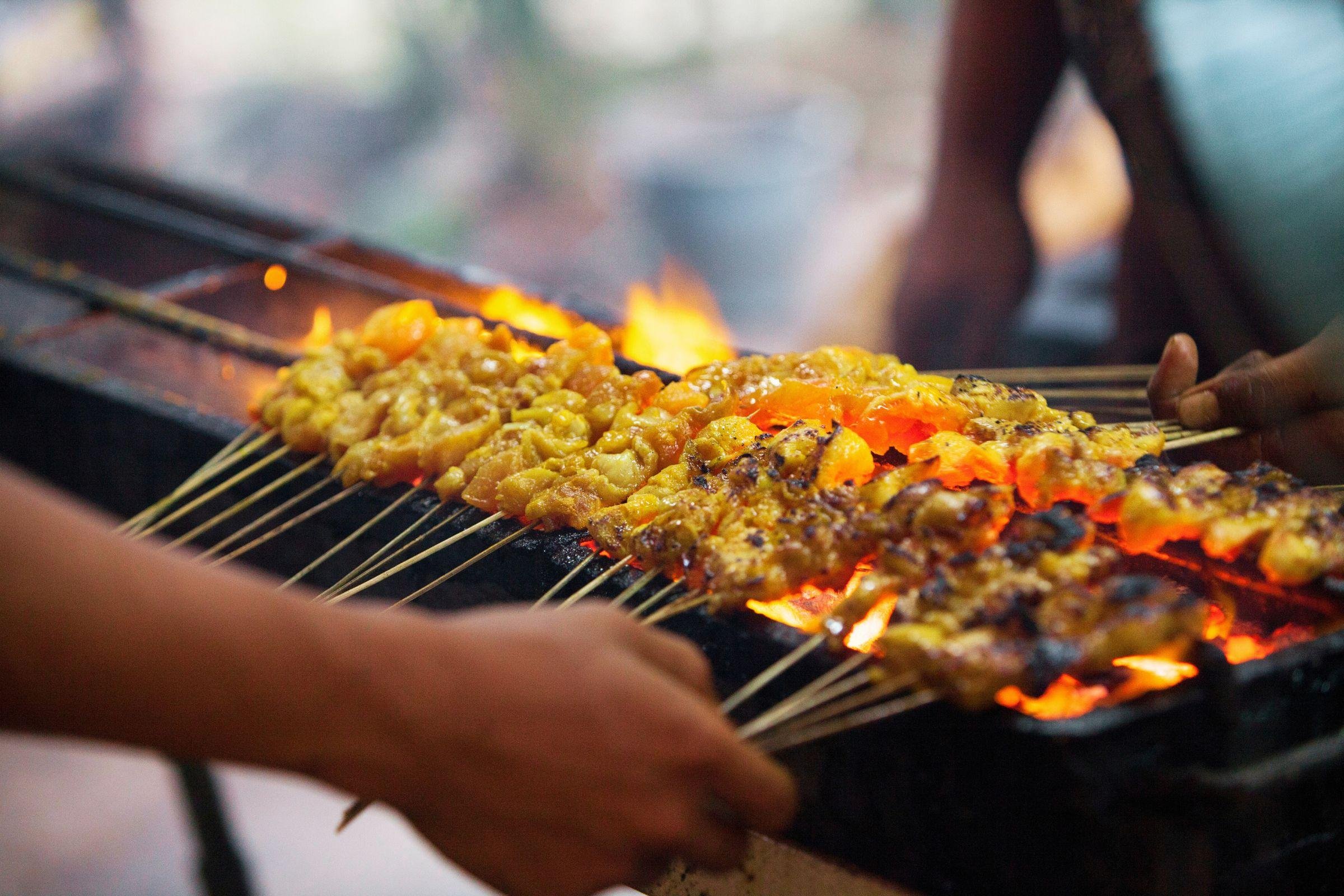 Ubud Night Market Street Food Adventure with Local Guide