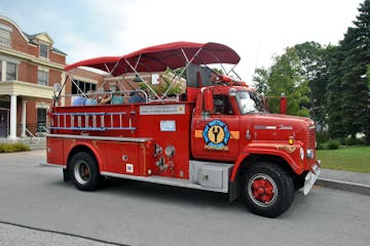 Portland, Maine: Vintage Fire Engine City Tour