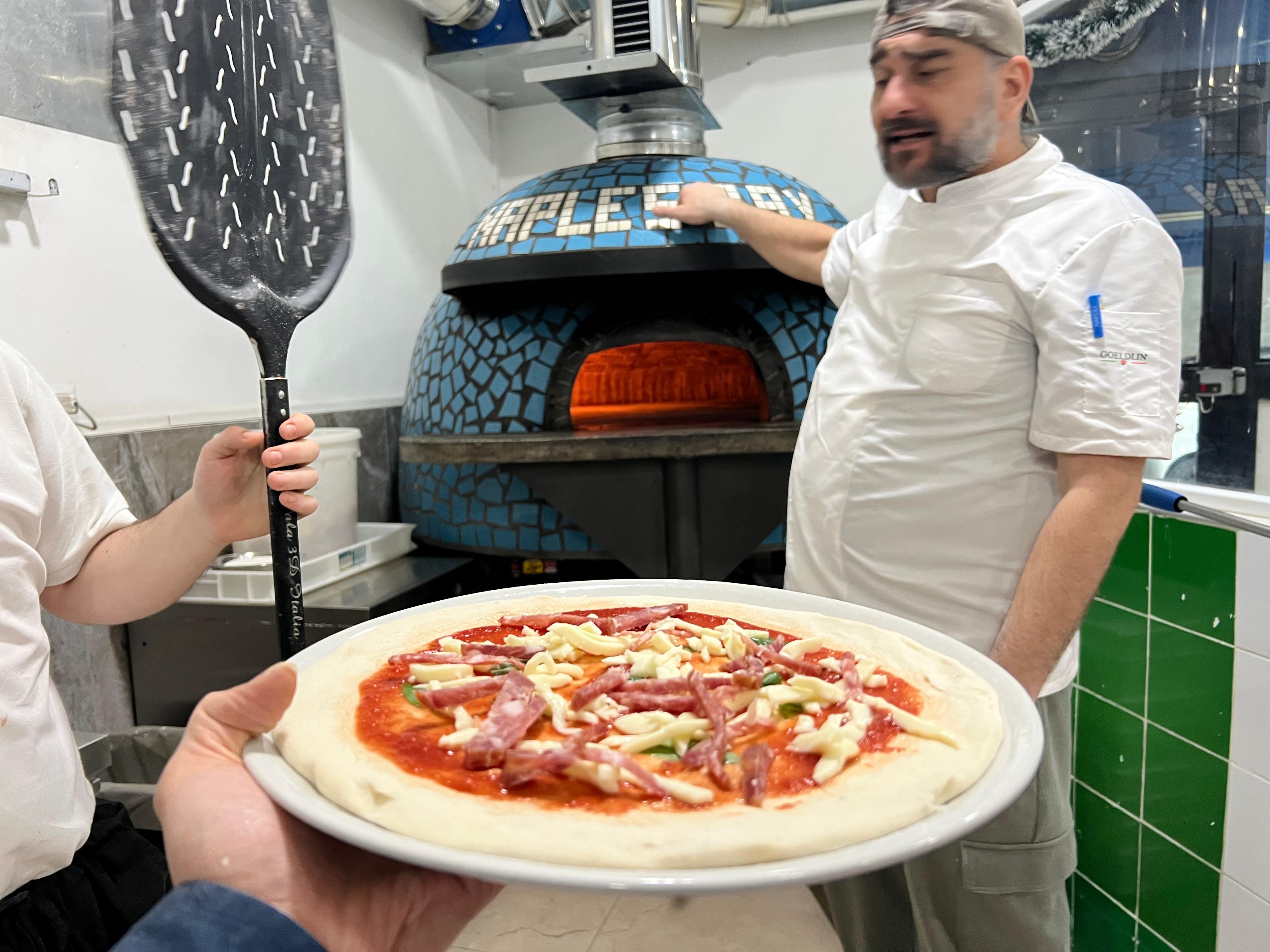 pizza making class in Naples — photo 9