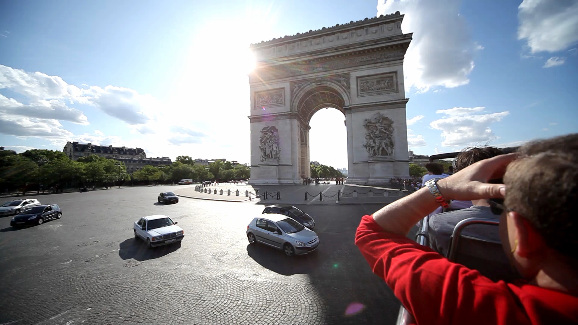 Paris: Hop-On Hop-Off Bus & Seine Cruise Discovery Bundle