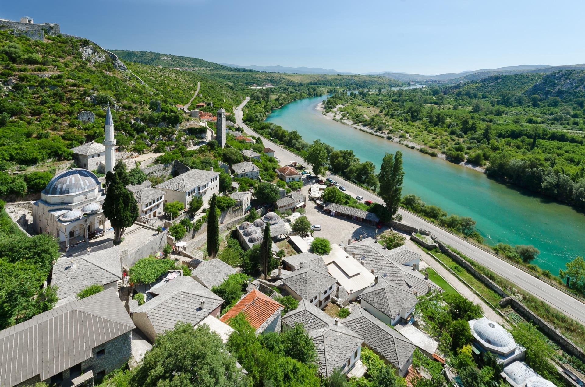 Dubrovnik to Kravica Waterfalls, Mostar & Počitelj Day Trip