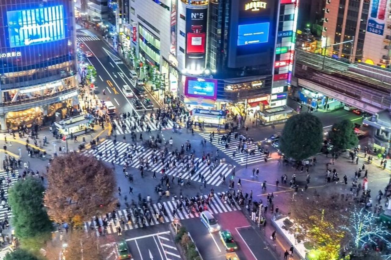 Shibuya Anime & Gaming Culture Tour: Food, Arcades & Iconic Spots