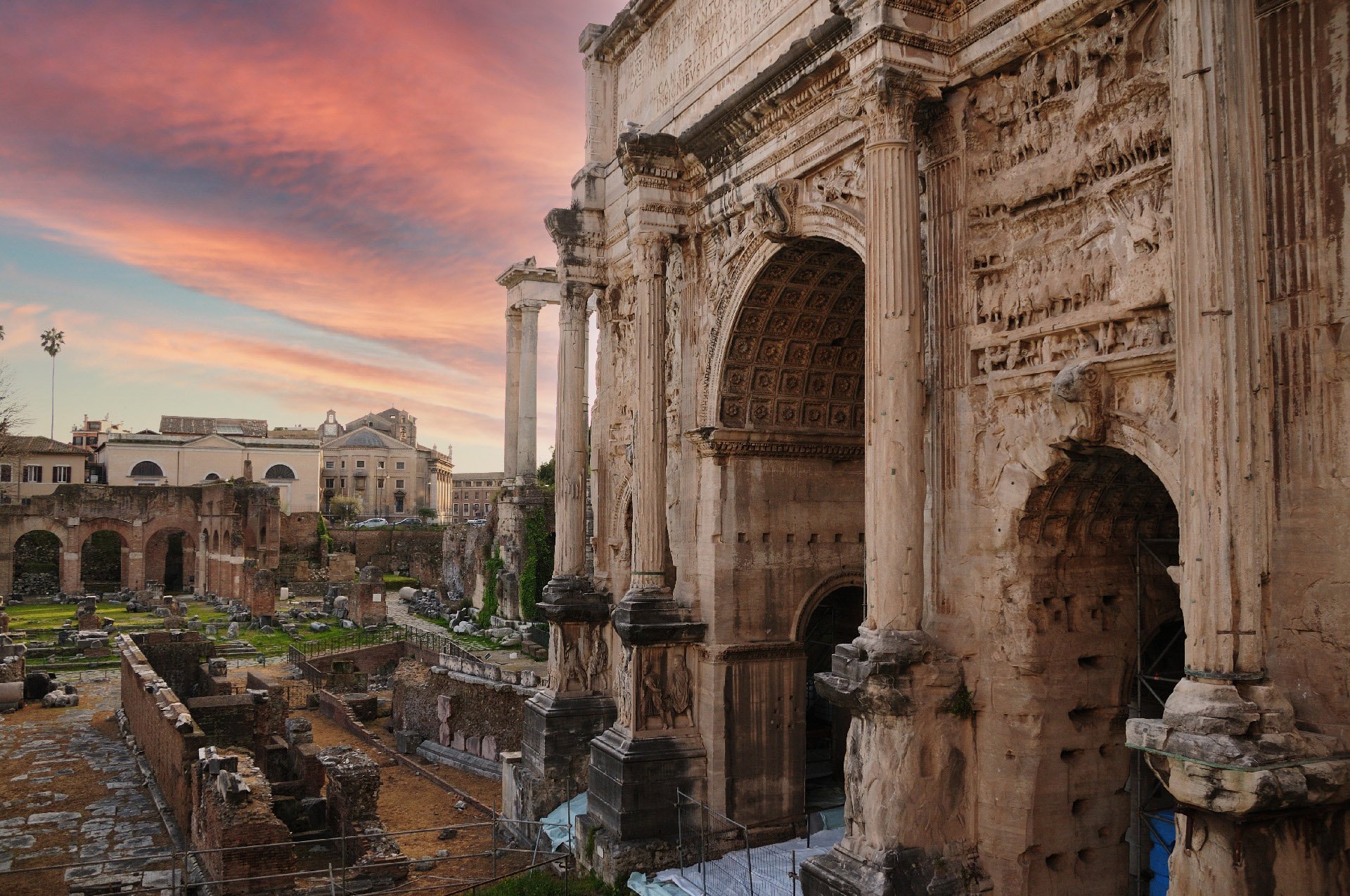 Rome Colosseum: Underground, Arena Floor & Palatine Hill Tour
