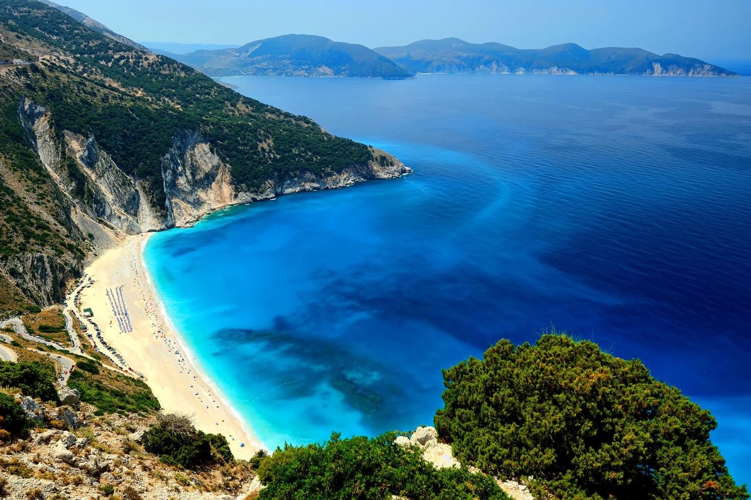 Private Kefalonia: Caves & Myrtos Beach Tour