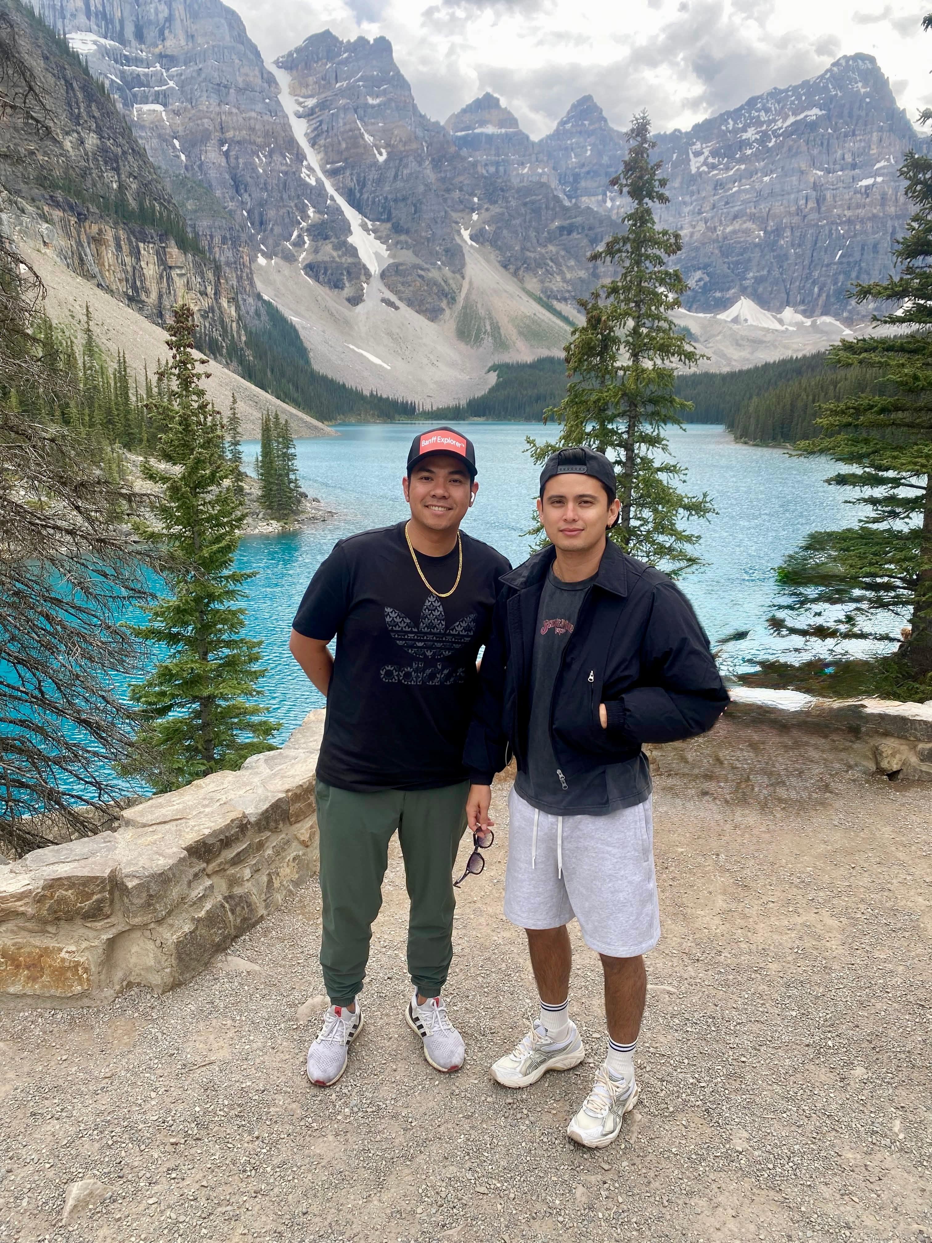 From Banff: Moraine Lake and Lake Louise Half Day Tour